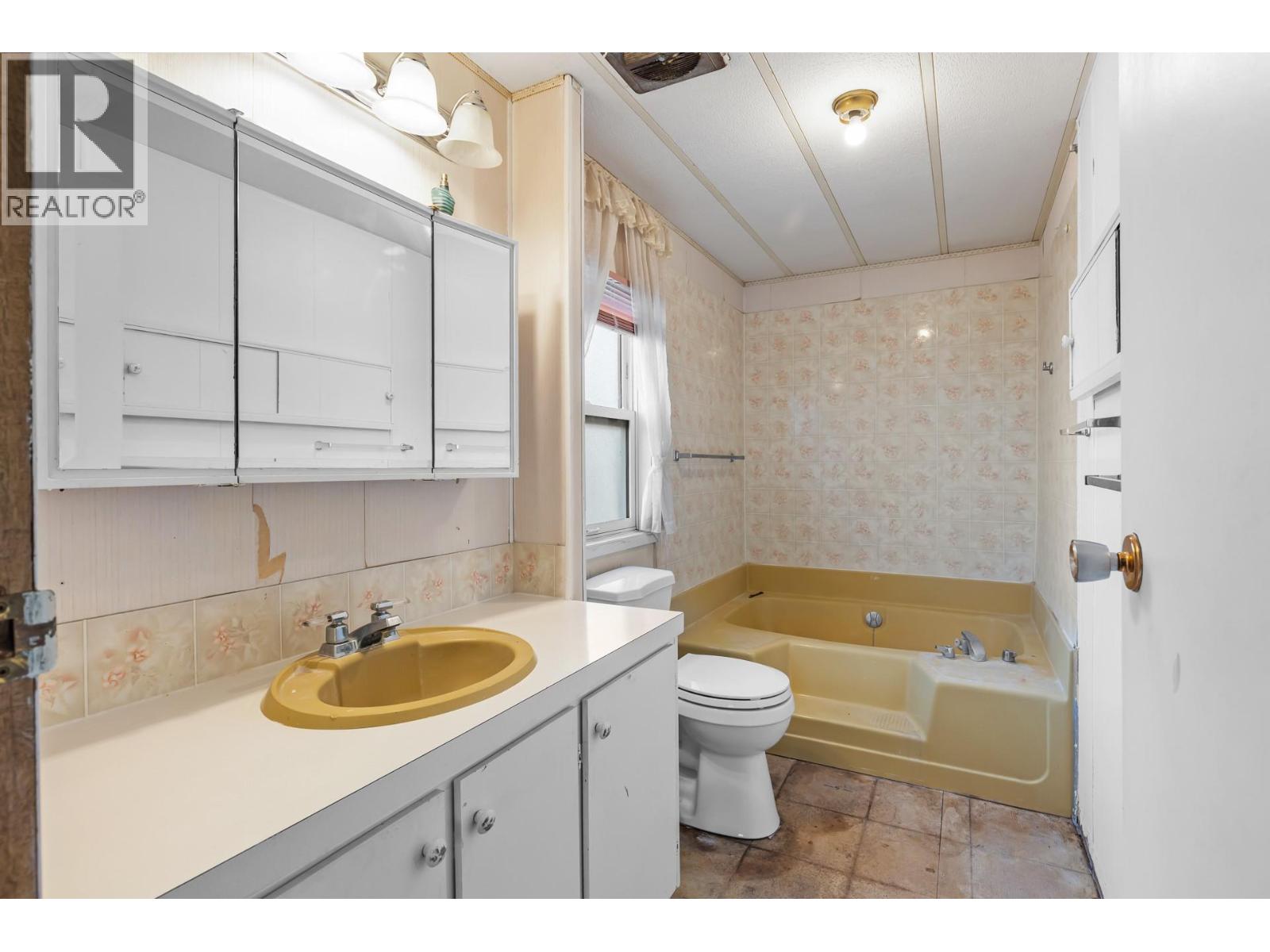 4911 Cedar Lane Unit# 11, Osoyoos, British Columbia  V0H 1V3 - Photo 20 - 10375093