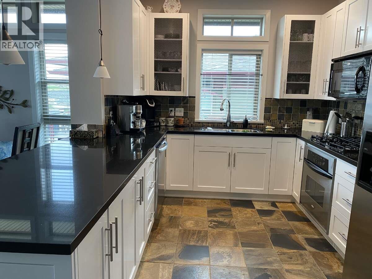 175 Holloway Drive Unit# 44, Kamloops, British Columbia  V1S 0B2 - Photo 9 - 10375134