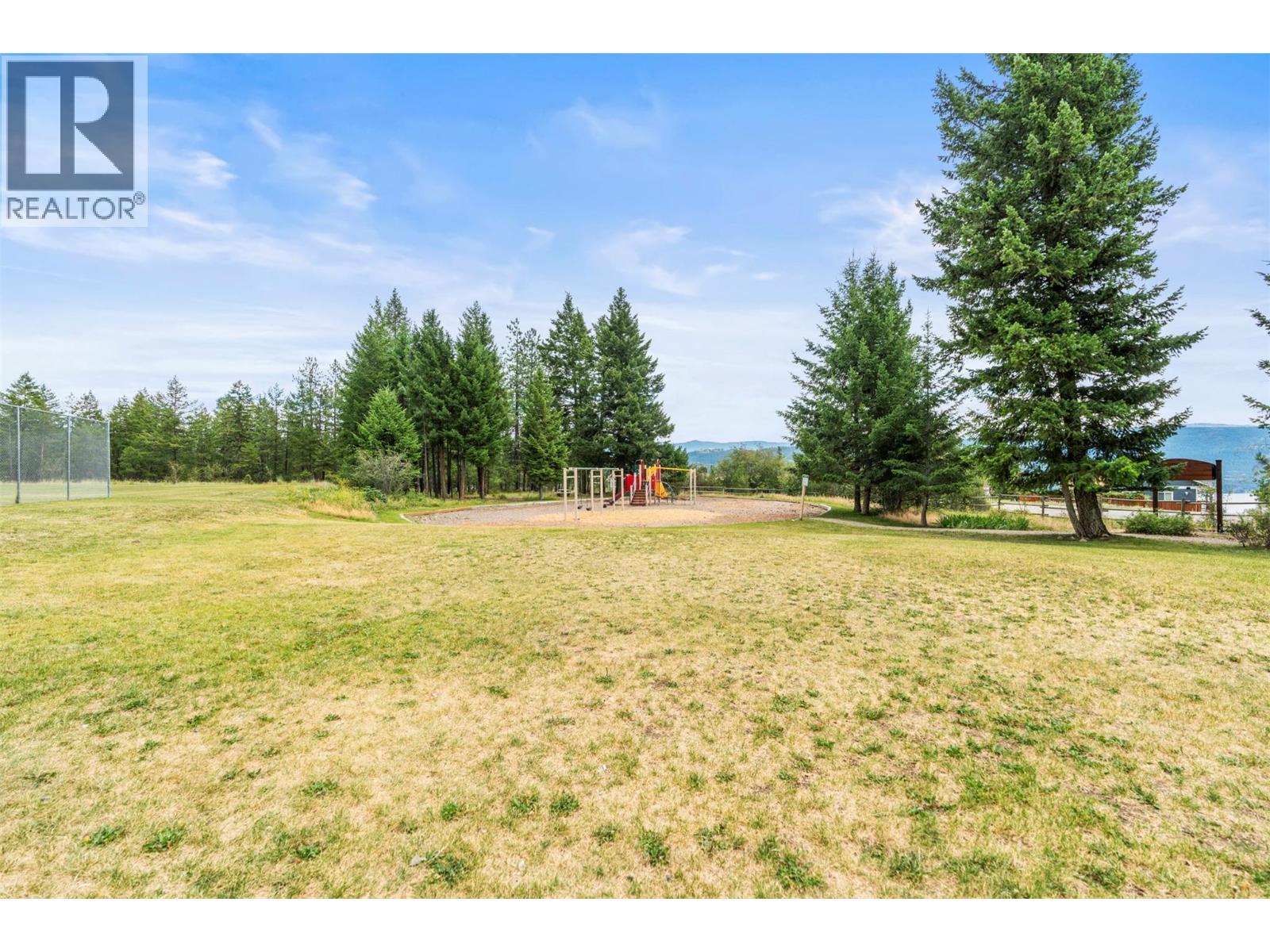 10551 Columbia Way, Vernon, British Columbia  V1H 2B6 - Photo 18 - 10375122