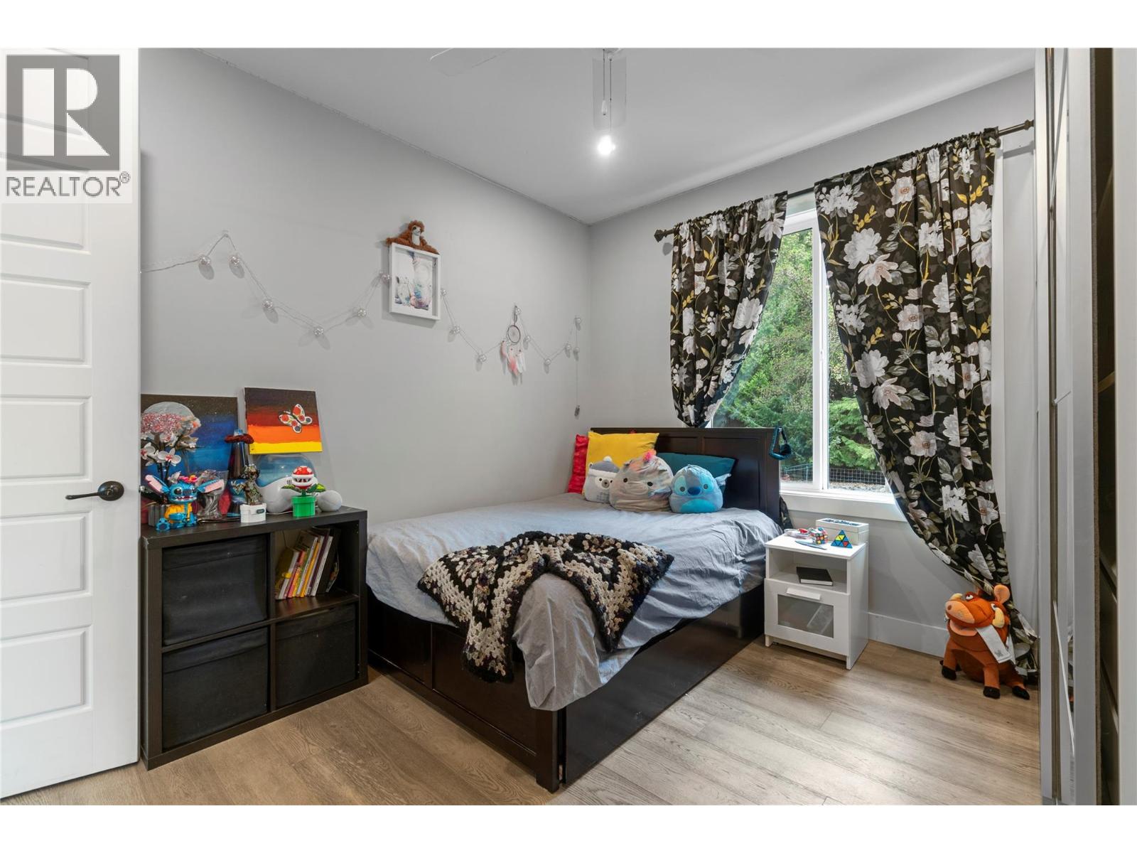 2030 Canoe Beach Drive Ne, Salmon Arm, British Columbia  V1E 2M5 - Photo 27 - 10375108