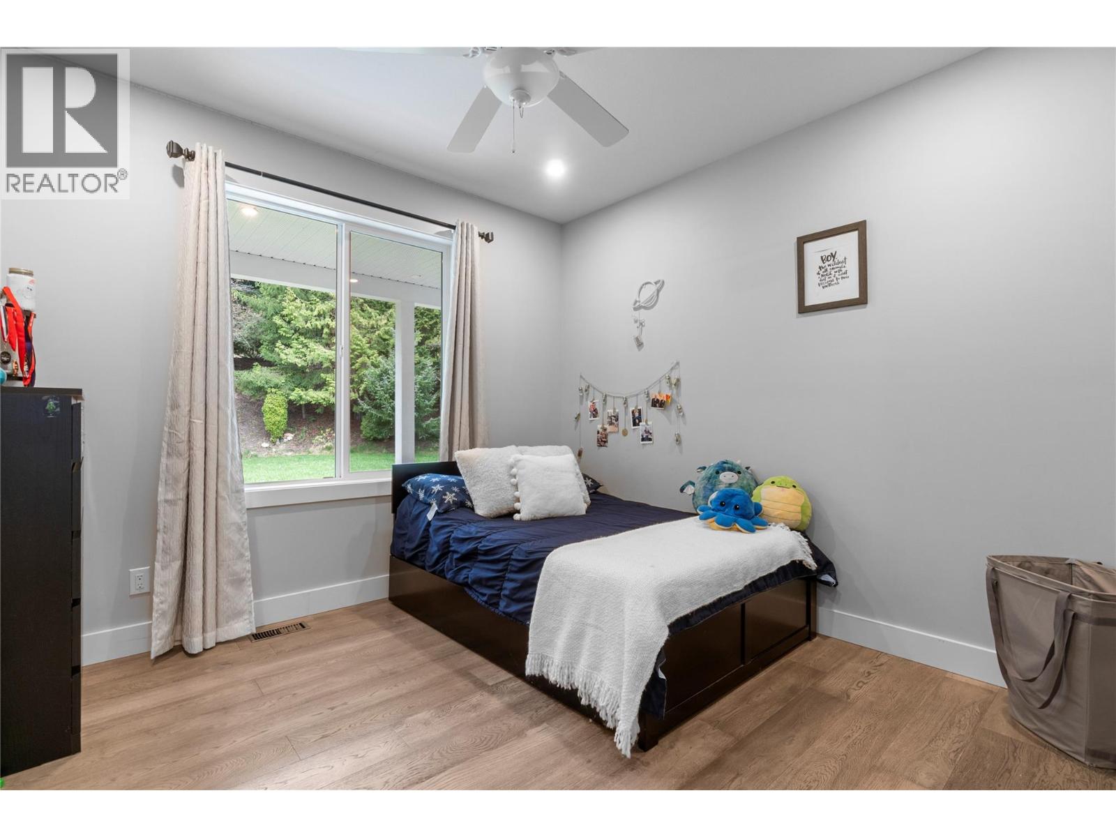 2030 Canoe Beach Drive Ne, Salmon Arm, British Columbia  V1E 2M5 - Photo 28 - 10375108