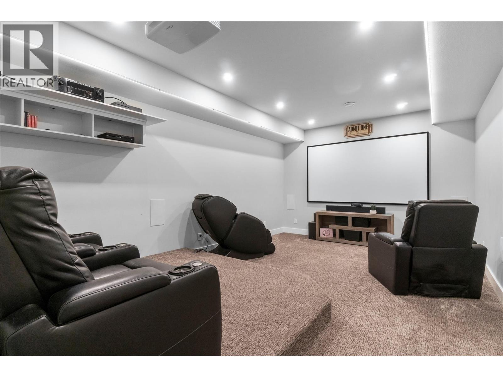 2030 Canoe Beach Drive Ne, Salmon Arm, British Columbia  V1E 2M5 - Photo 37 - 10375108