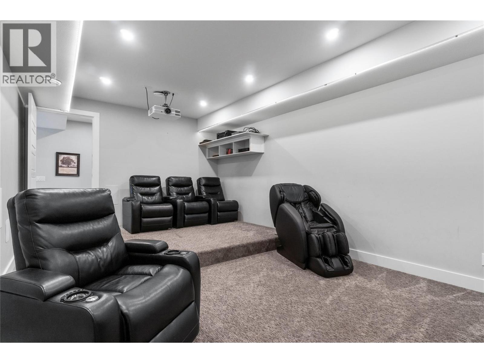 2030 Canoe Beach Drive Ne, Salmon Arm, British Columbia  V1E 2M5 - Photo 38 - 10375108