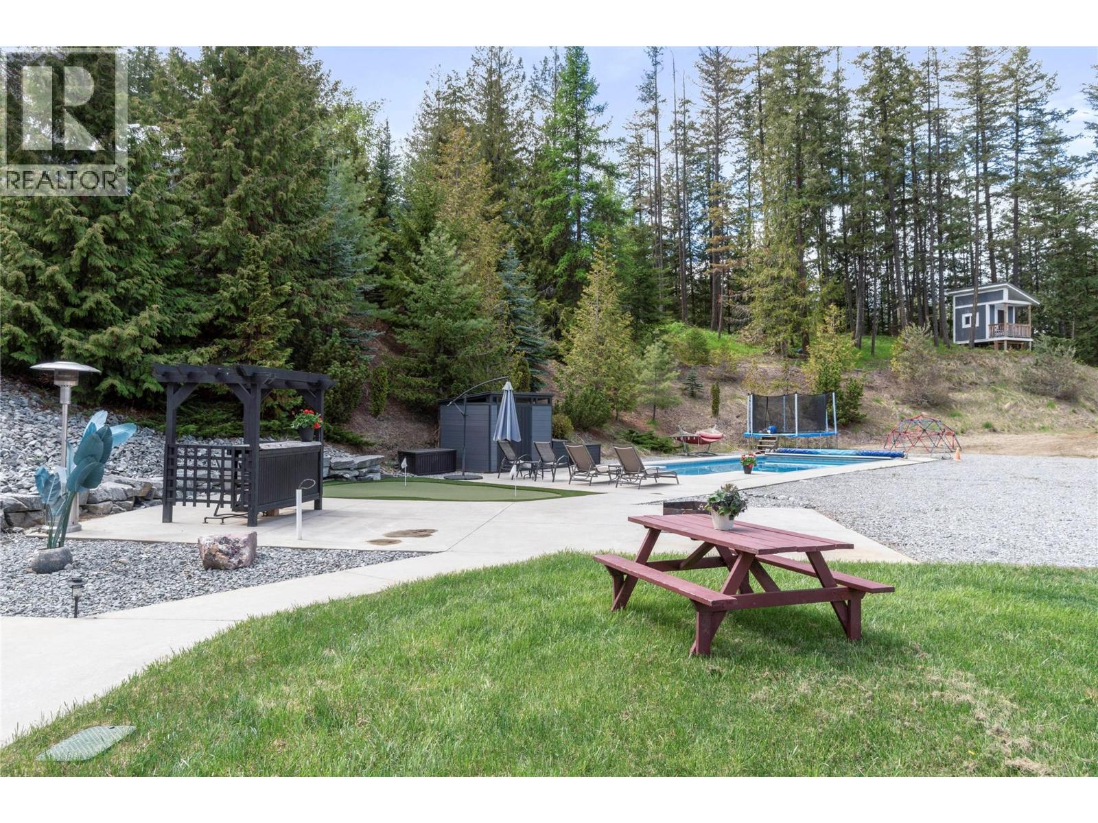 2030 Canoe Beach Drive Ne, Salmon Arm, British Columbia  V1E 2M5 - Photo 46 - 10375108