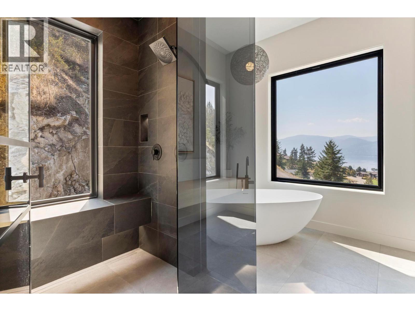 120 Sunset Boulevard, Vernon, British Columbia  V1H 1T7 - Photo 25 - 10374570