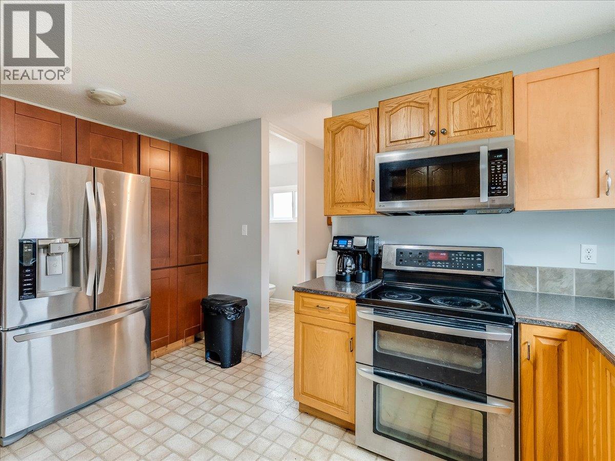 3866 Carnation Drive, Trail, British Columbia  V1R 4W9 - Photo 28 - 10375163