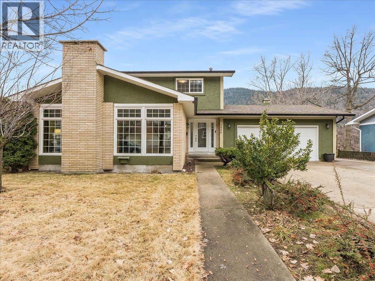 3866 Carnation Drive, Trail, British Columbia  V1R 4W9 - Photo 3 - 10375163
