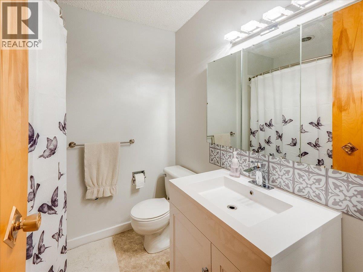 3866 Carnation Drive, Trail, British Columbia  V1R 4W9 - Photo 37 - 10375163