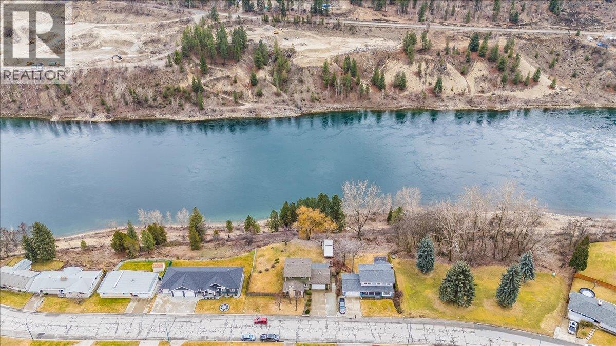3866 Carnation Drive, Trail, British Columbia  V1R 4W9 - Photo 58 - 10375163