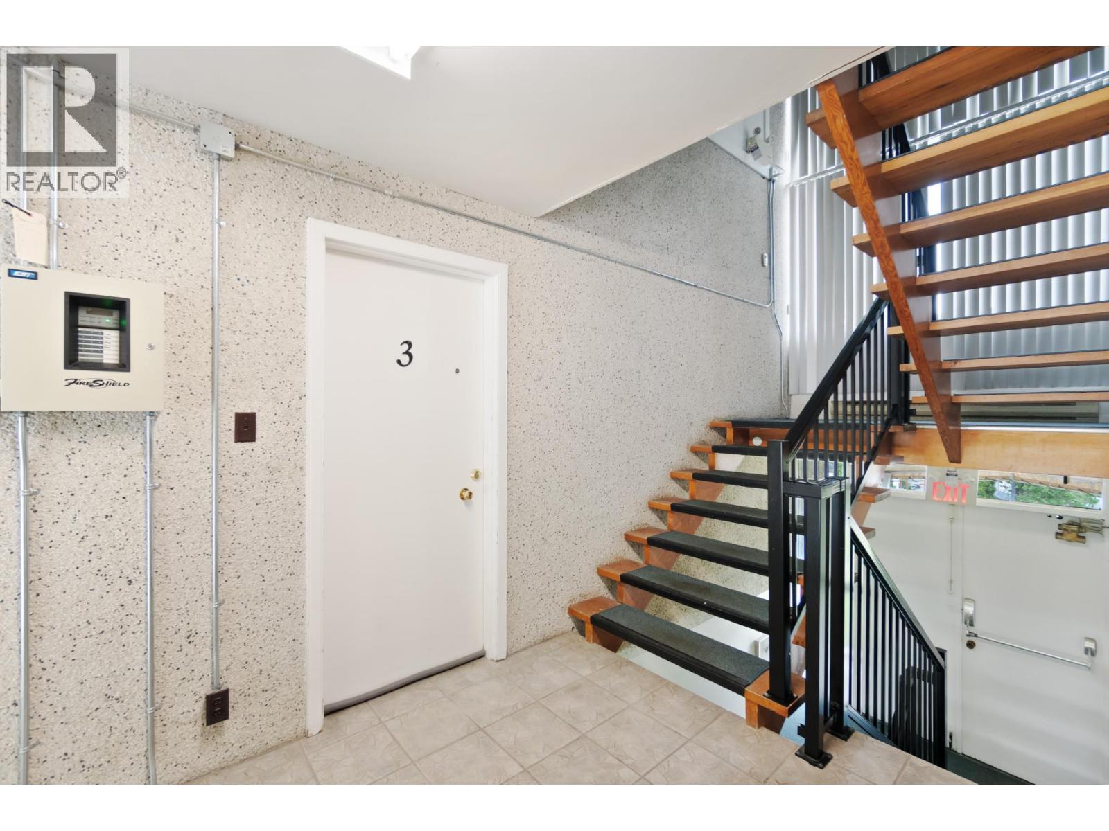 525 11th Avenue, Castlegar, British Columbia  V1N 1J6 - Photo 33 - 10375048
