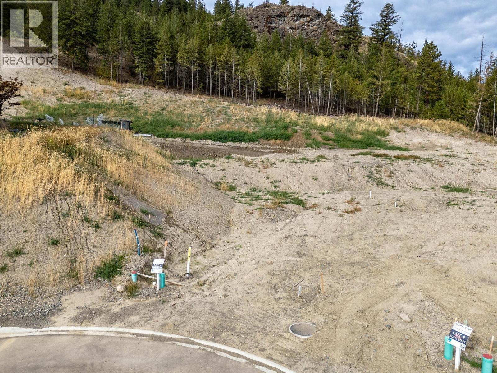 1158 Crestwood Drive, Kamloops, British Columbia  V2H 5G8 - Photo 2 - 10372836