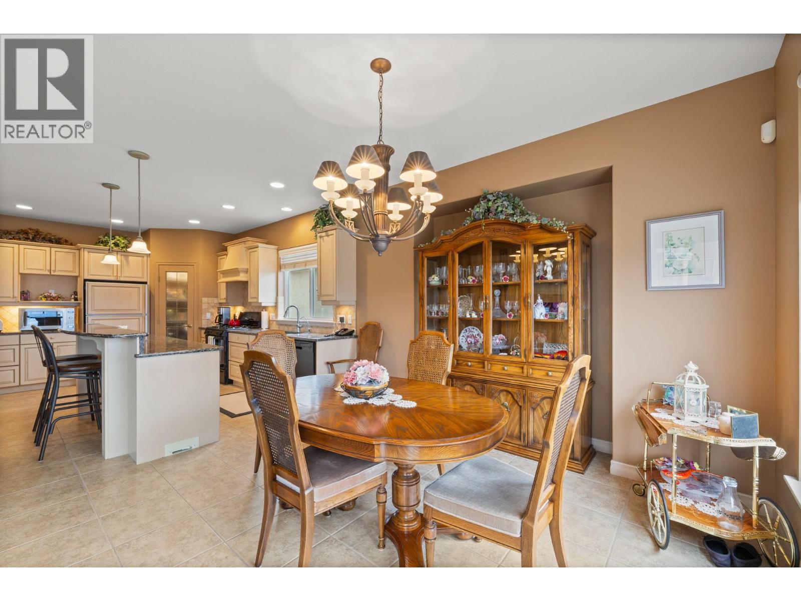 1950 Capistrano Drive Unit# 135, Kelowna, British Columbia  V1V 2N7 - Photo 10 - 10374776
