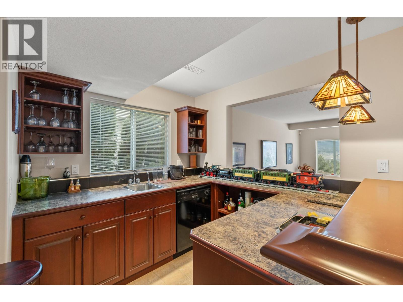 1950 Capistrano Drive Unit# 135, Kelowna, British Columbia  V1V 2N7 - Photo 20 - 10374776