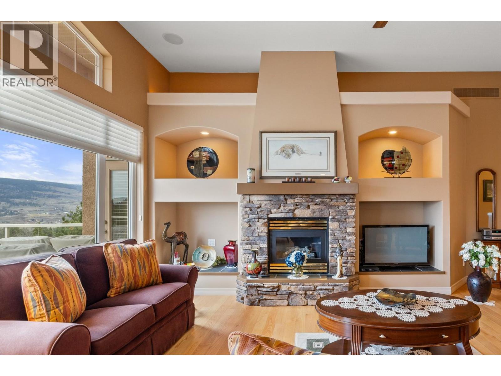 1950 Capistrano Drive Unit# 135, Kelowna, British Columbia  V1V 2N7 - Photo 6 - 10374776
