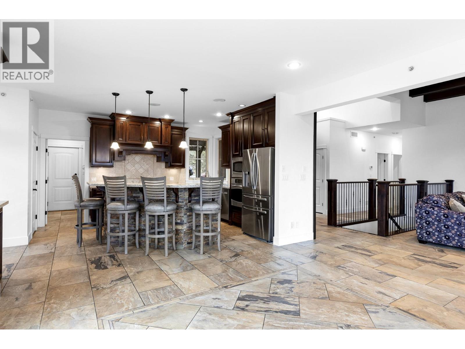476 Silversage Place, Vernon, British Columbia  V1H 2J2 - Photo 11 - 10375168