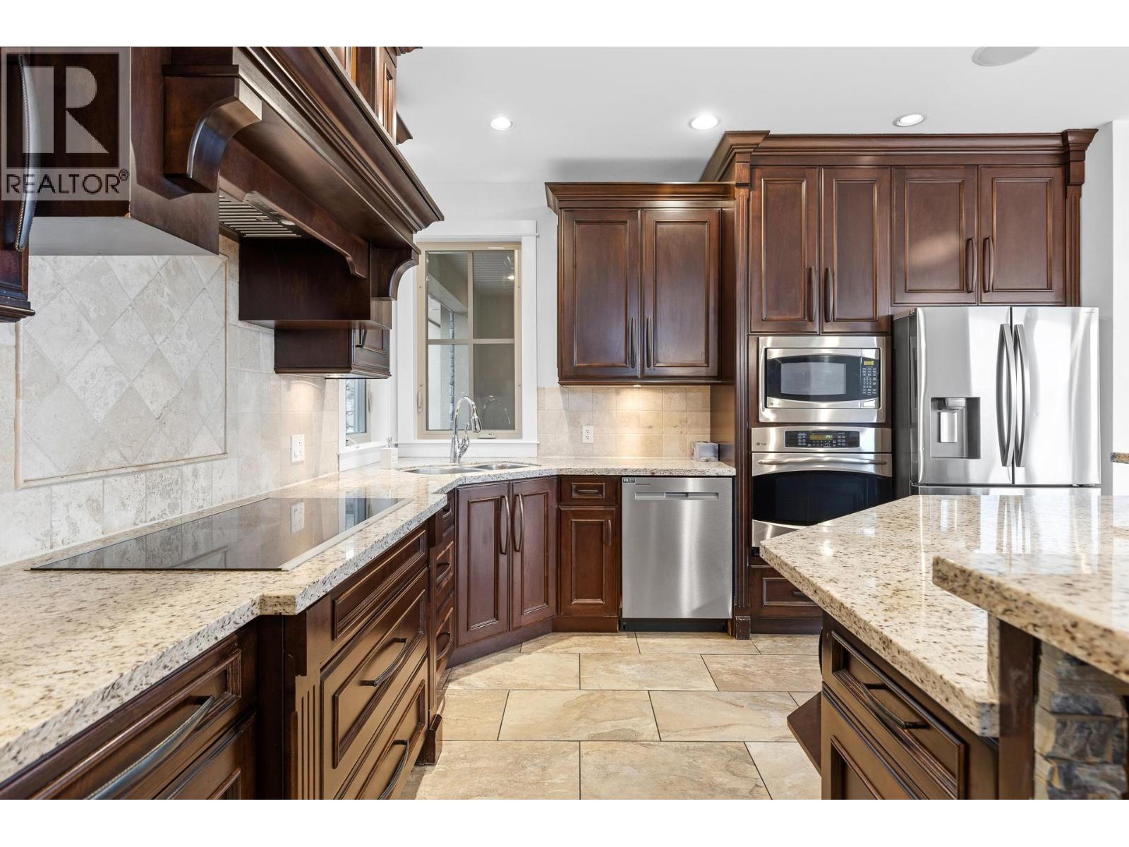 476 Silversage Place, Vernon, British Columbia  V1H 2J2 - Photo 14 - 10375168
