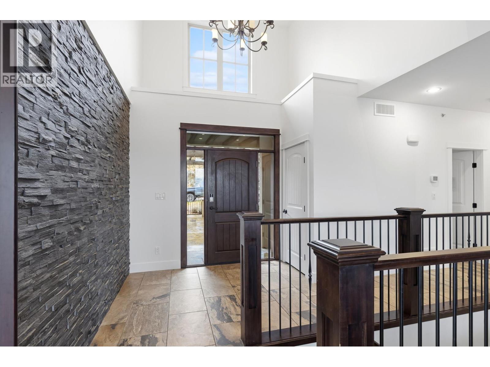 476 Silversage Place, Vernon, British Columbia  V1H 2J2 - Photo 4 - 10375168