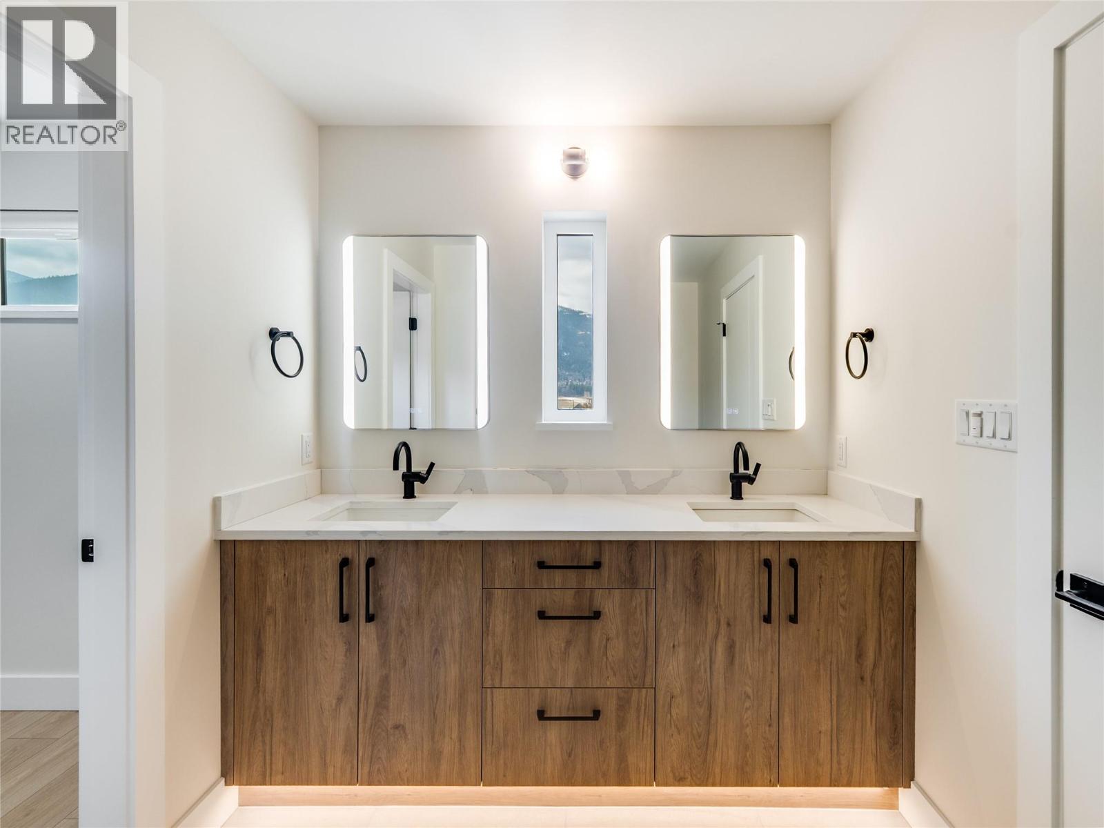 910 Lakeside Drive Unit# 107, Nelson, British Columbia  V1L 6G3 - Photo 28 - 10374823