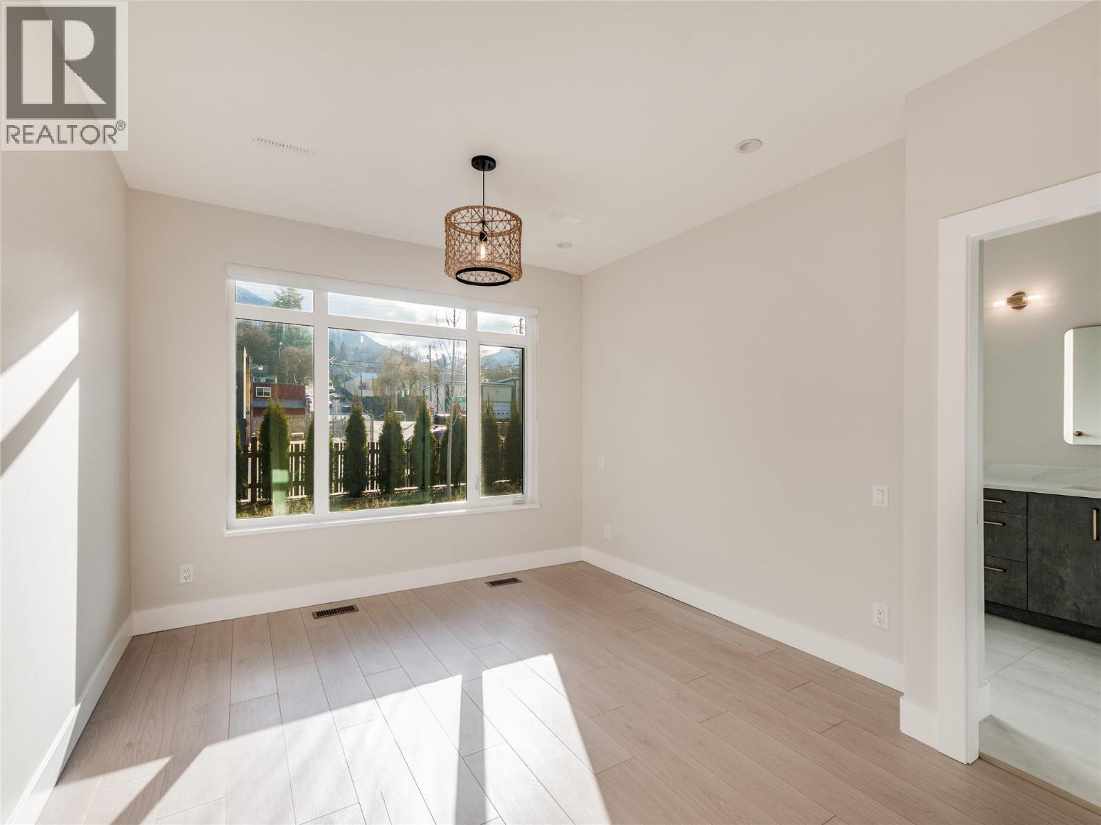 910 Lakeside Drive Unit# 401, Nelson, British Columbia  V1L 0C6 - Photo 23 - 10374822