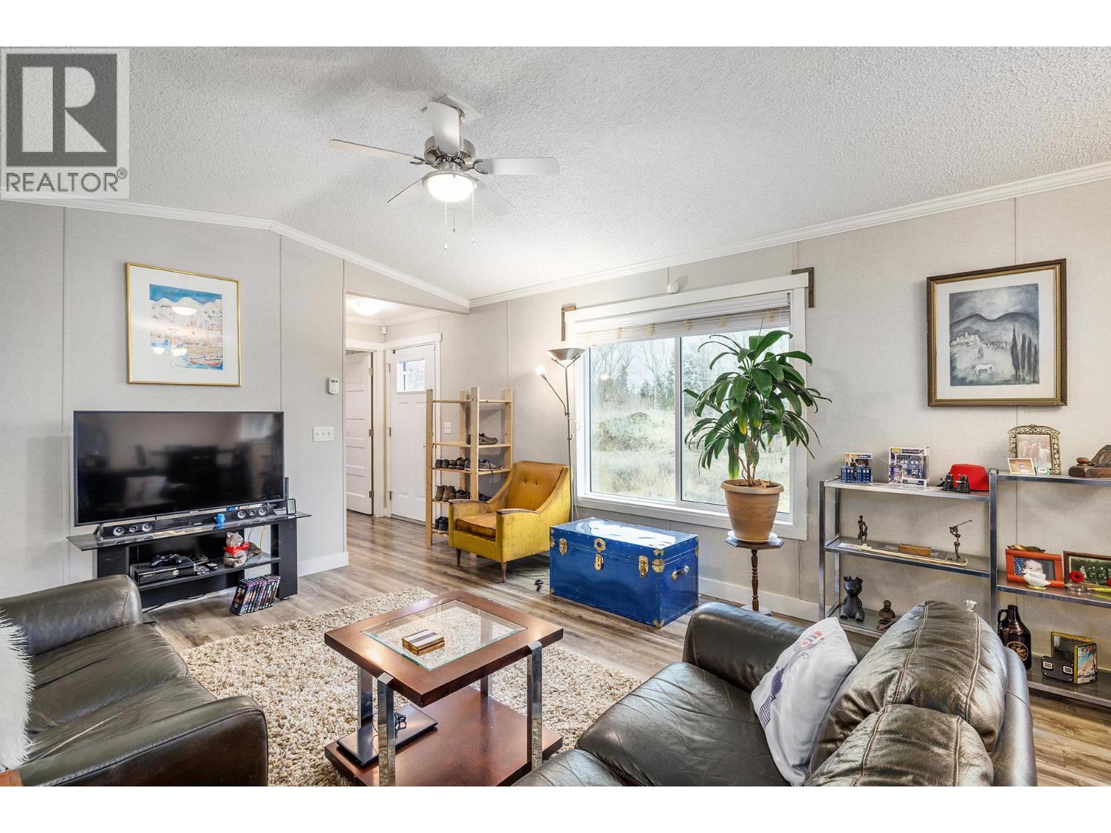 8945 Highway 97n Unit# 74, Kelowna, British Columbia  V4V 2E8 - Photo 2 - 10374596