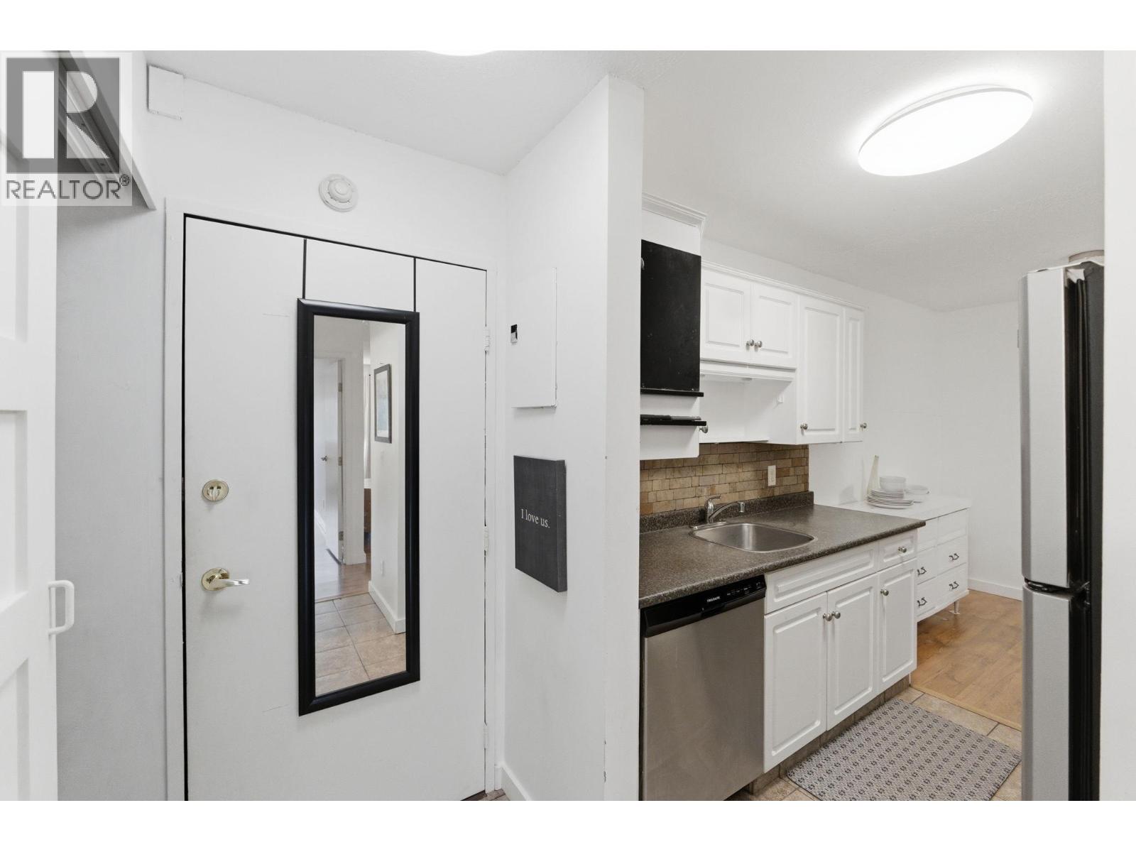 445 All Star Court Unit# 207, Kelowna, British Columbia  V1X 5N7 - Photo 11 - 10375111