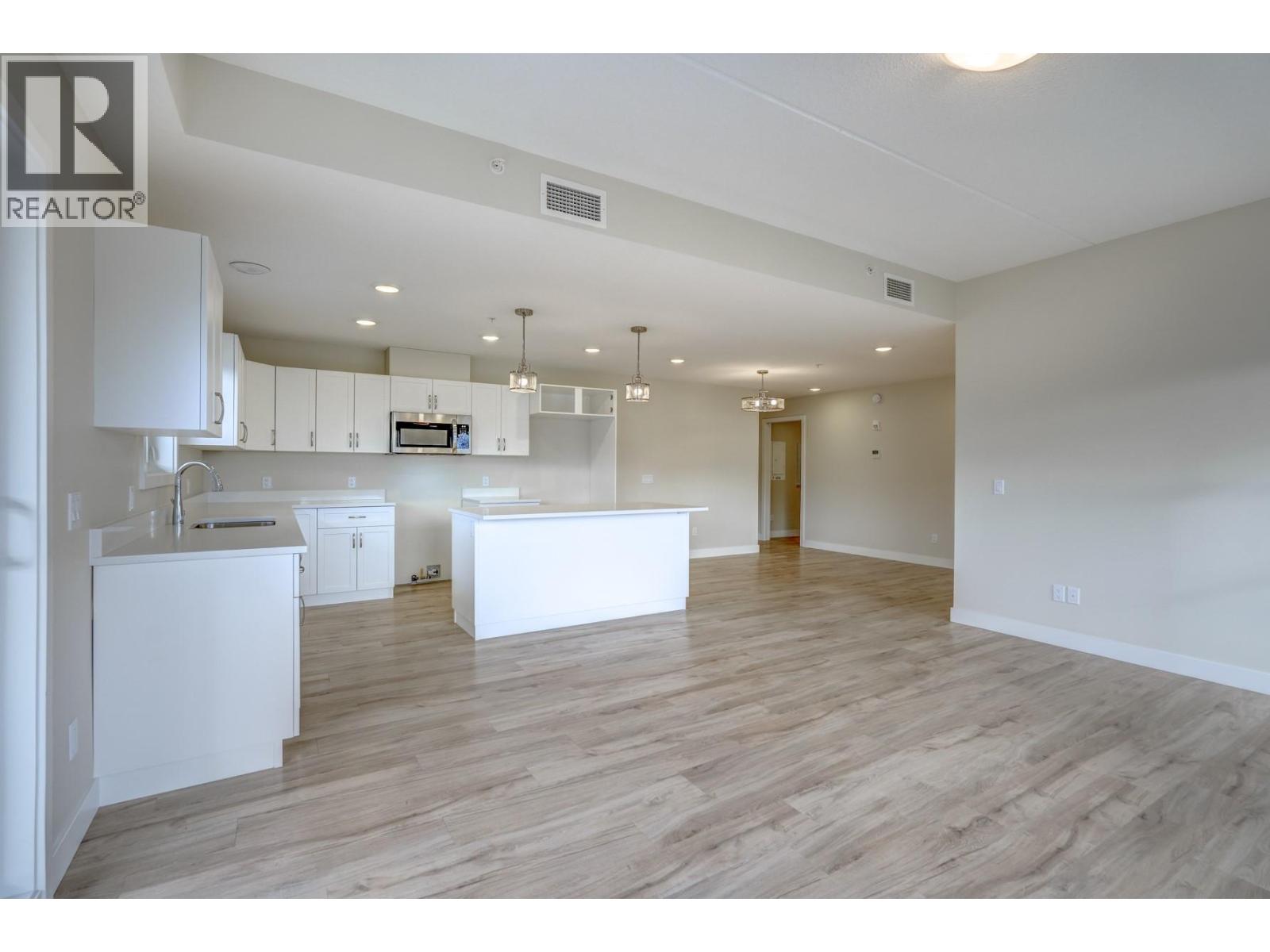 5620 51st Street Unit# 307, Osoyoos, British Columbia  V0H 1V6 - Photo 9 - 10375180