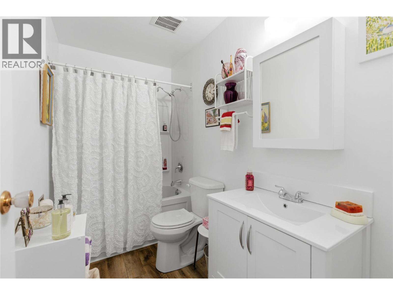 1582 Stage Road, Cache Creek, British Columbia  V0K 1H0 - Photo 16 - 10374804