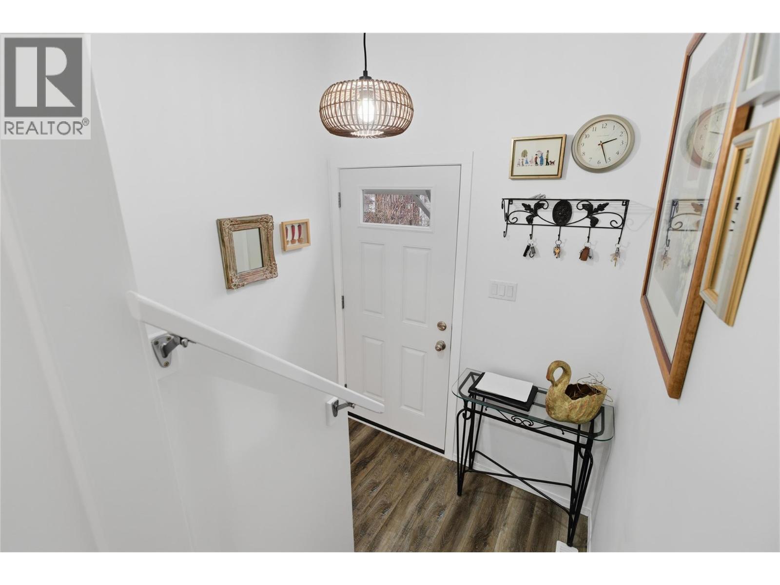1582 Stage Road, Cache Creek, British Columbia  V0K 1H0 - Photo 4 - 10374804