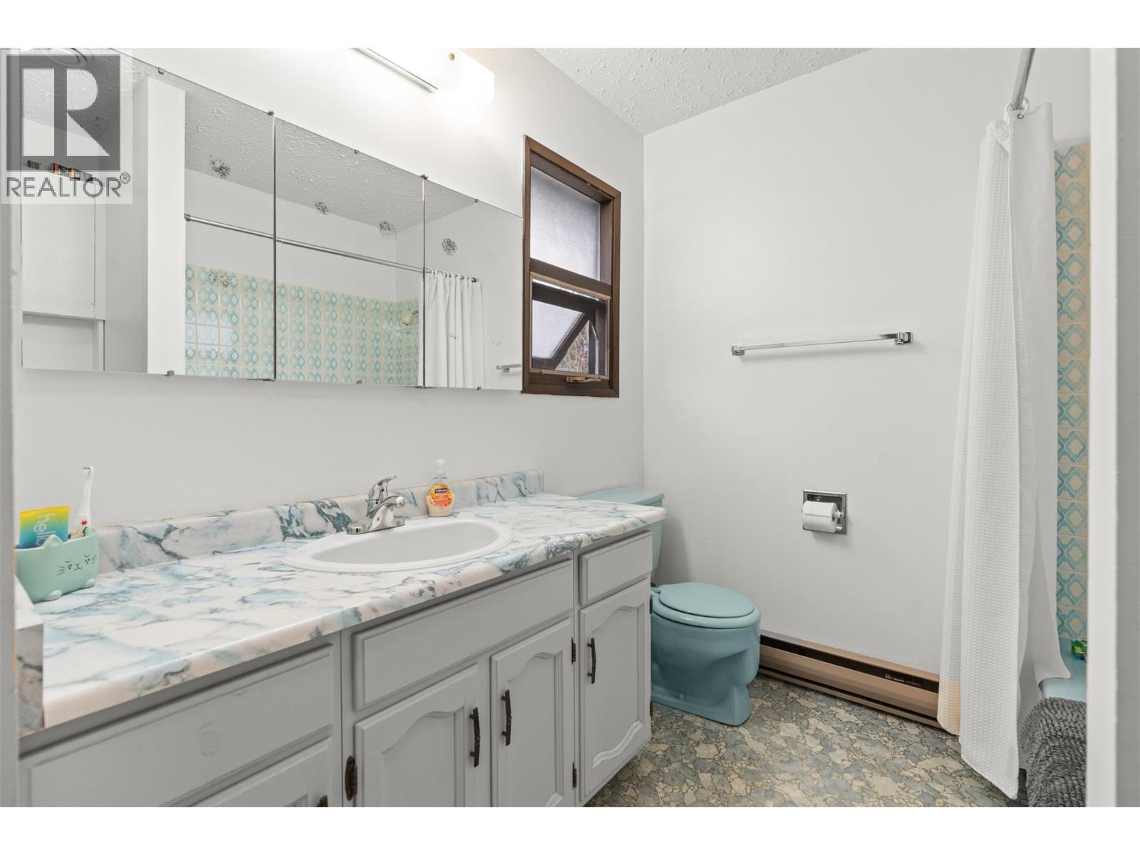 13501 Sumac Lane, Coldstream, British Columbia  V1B 1A1 - Photo 26 - 10374211