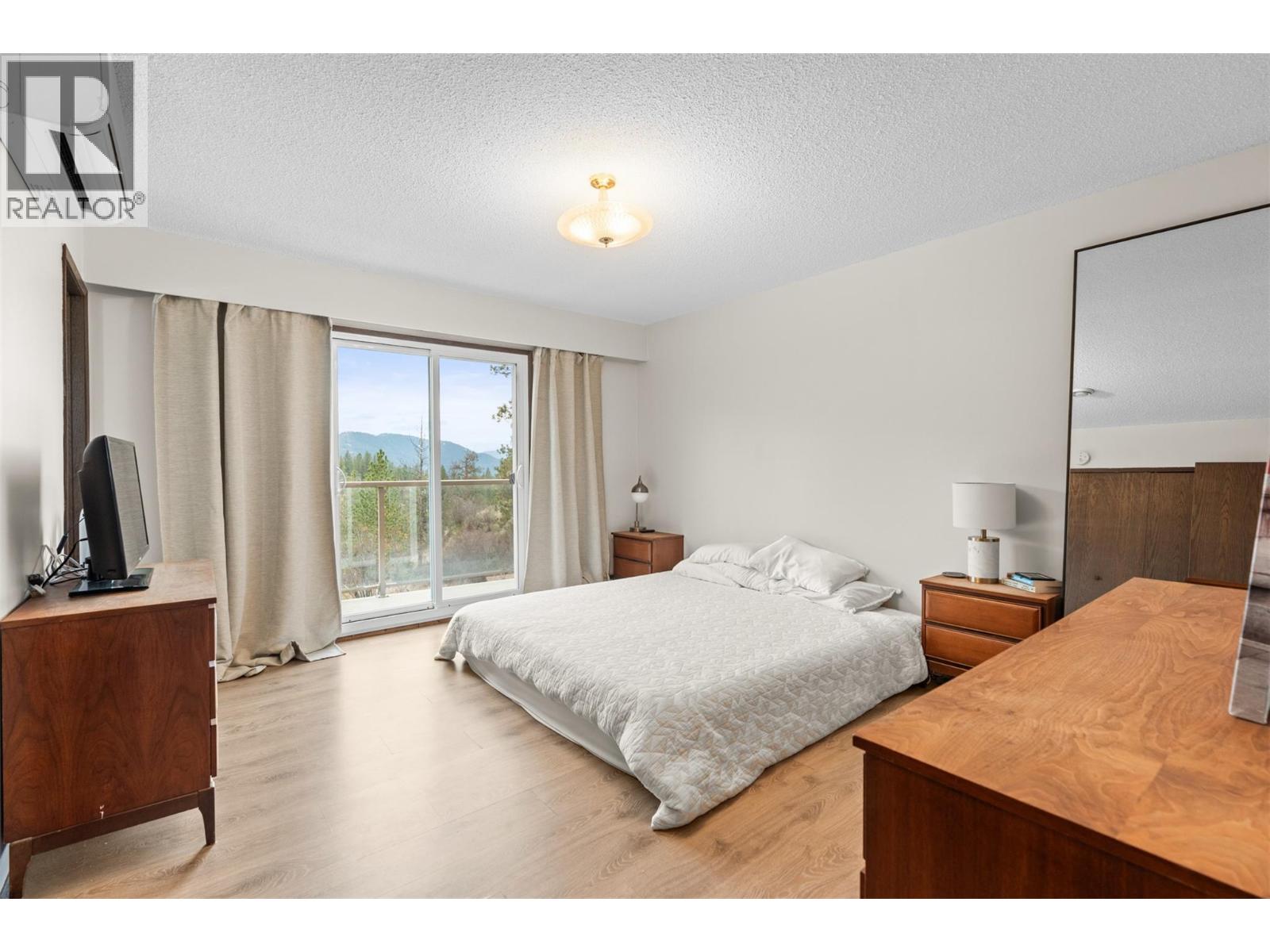 13501 Sumac Lane, Coldstream, British Columbia  V1B 1A1 - Photo 29 - 10374211