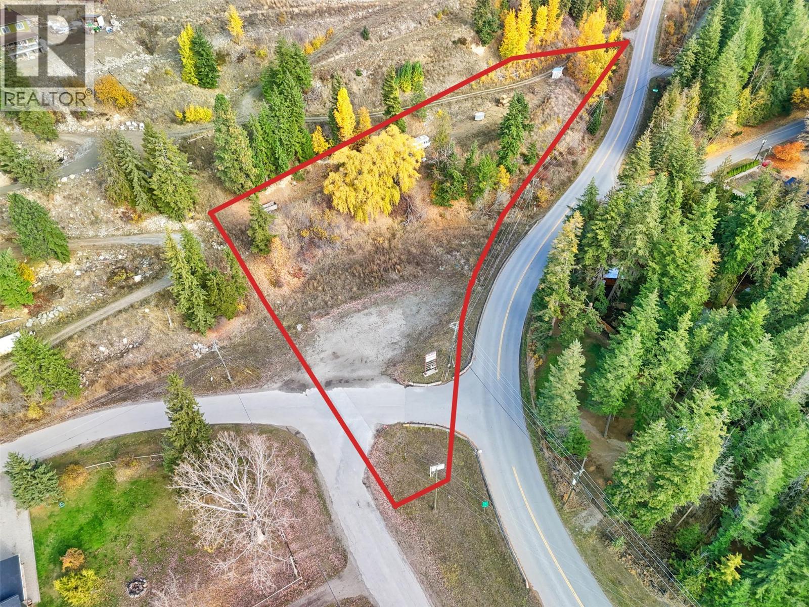 4177 Squilax-Anglemont Highway, Scotch Creek, British Columbia  V0E 1M5 - Photo 4 - 10373984