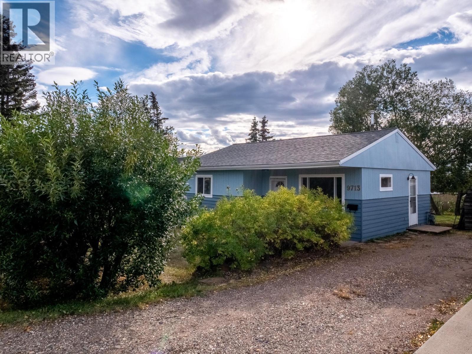 9713 9 Street, dawson creek, British Columbia