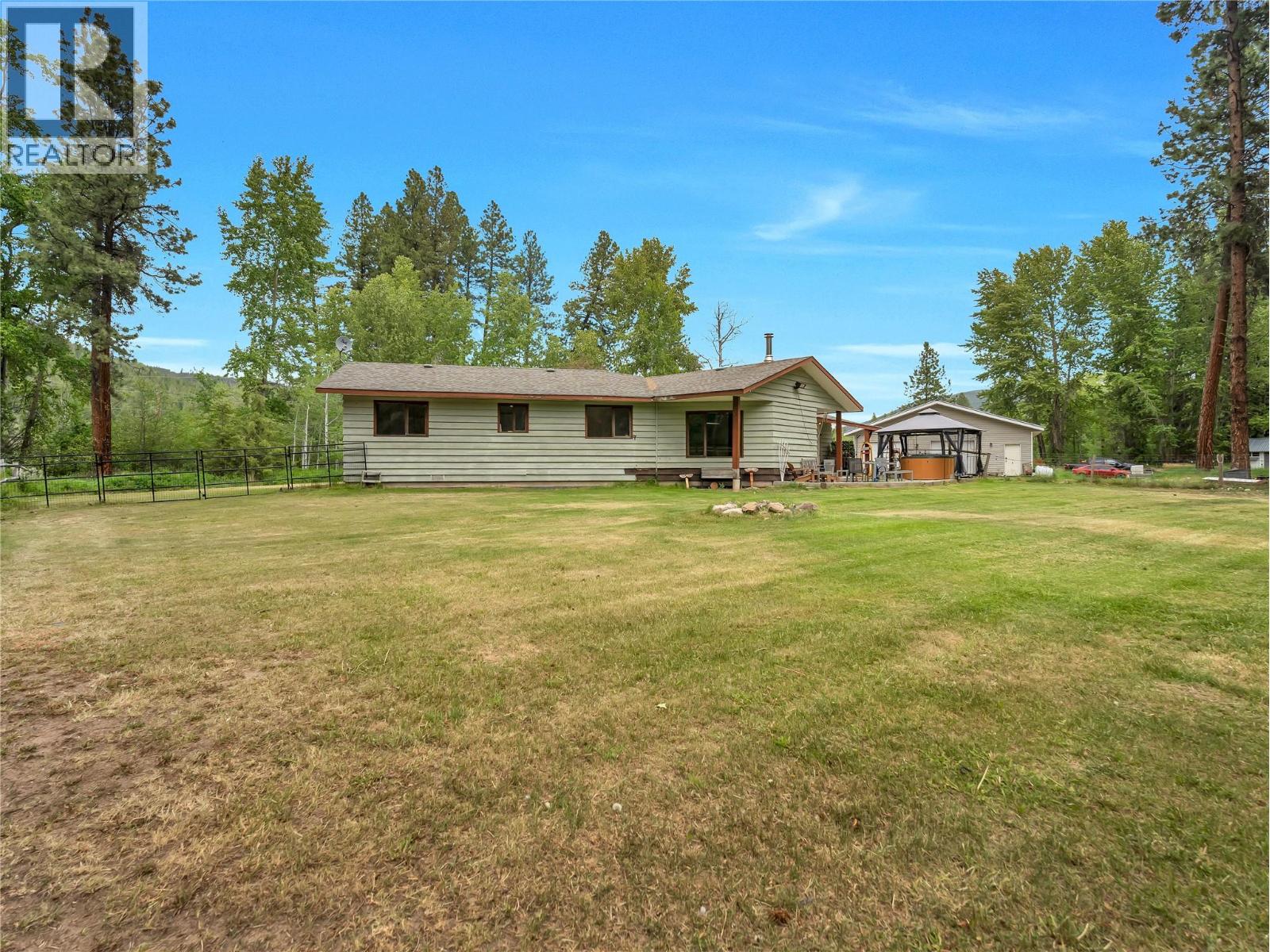 2035 Princeton Summerland Road, Princeton, British Columbia  V0X 1W0 - Photo 4 - 10374882