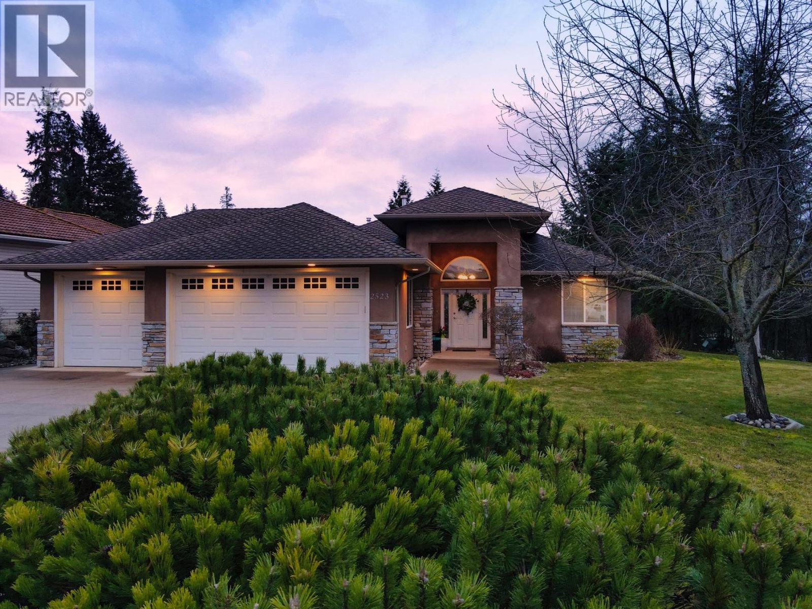 2523 Golf View Crescent, Blind Bay, British Columbia  V0E 1H1 - Photo 55 - 10375105