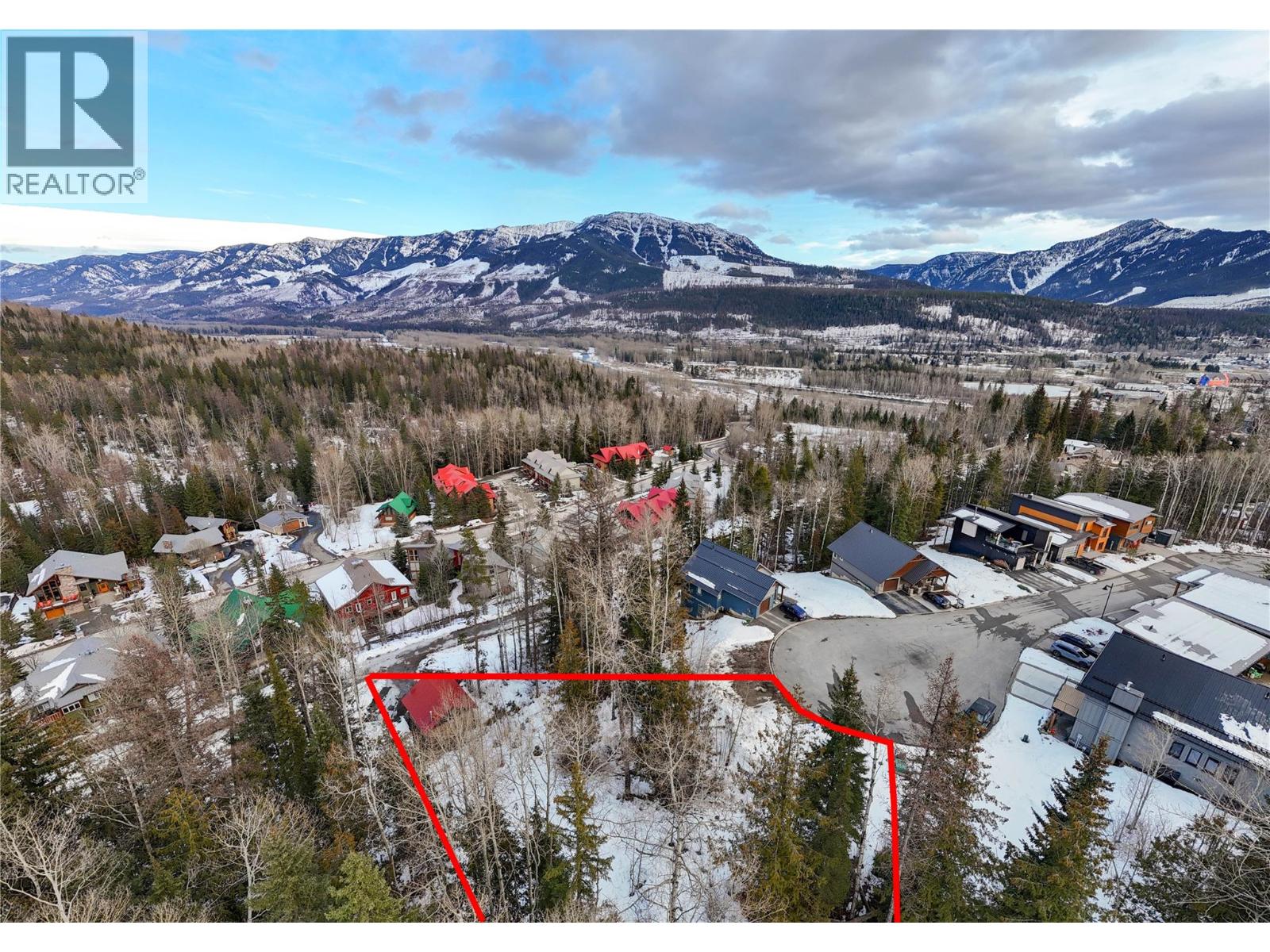 8 Alpine Trail Place, Fernie, British Columbia  V0B 1M5 - Photo 18 - 10375065