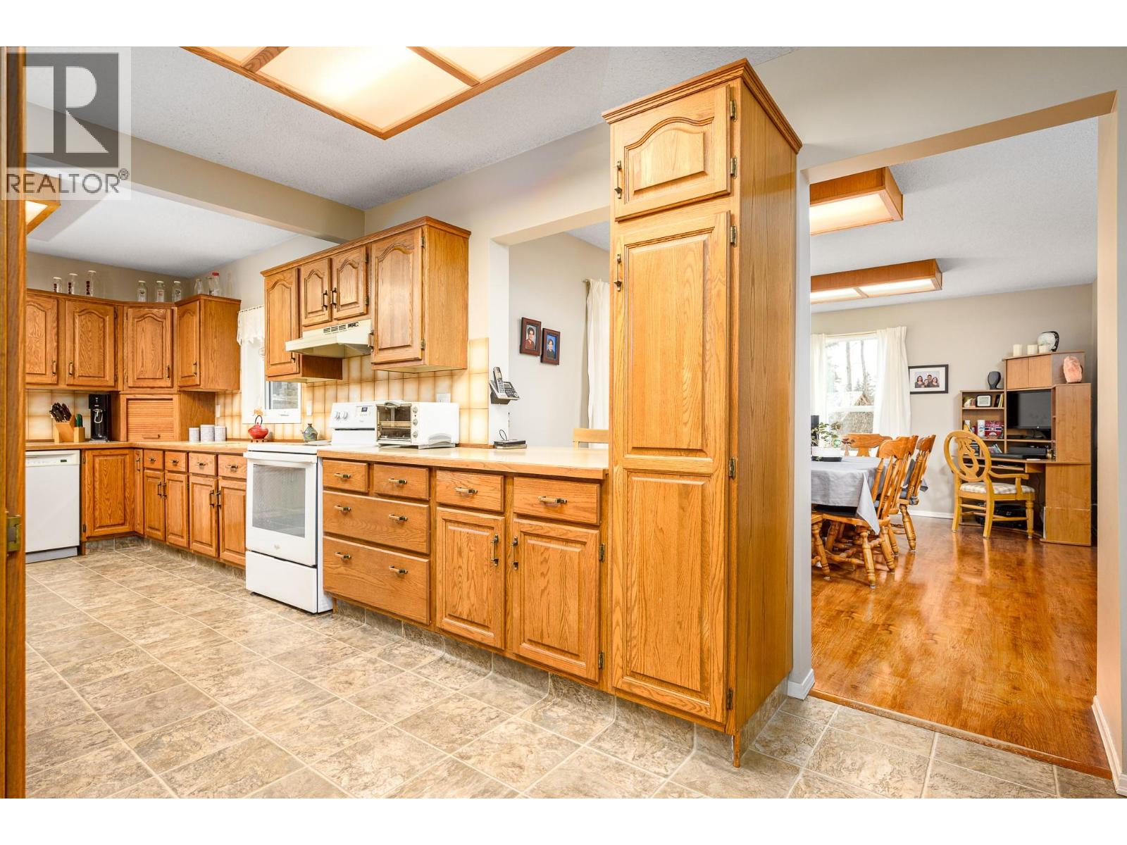 487 Mabel Lake Road, Lumby, British Columbia  V0E 2G5 - Photo 21 - 10374927