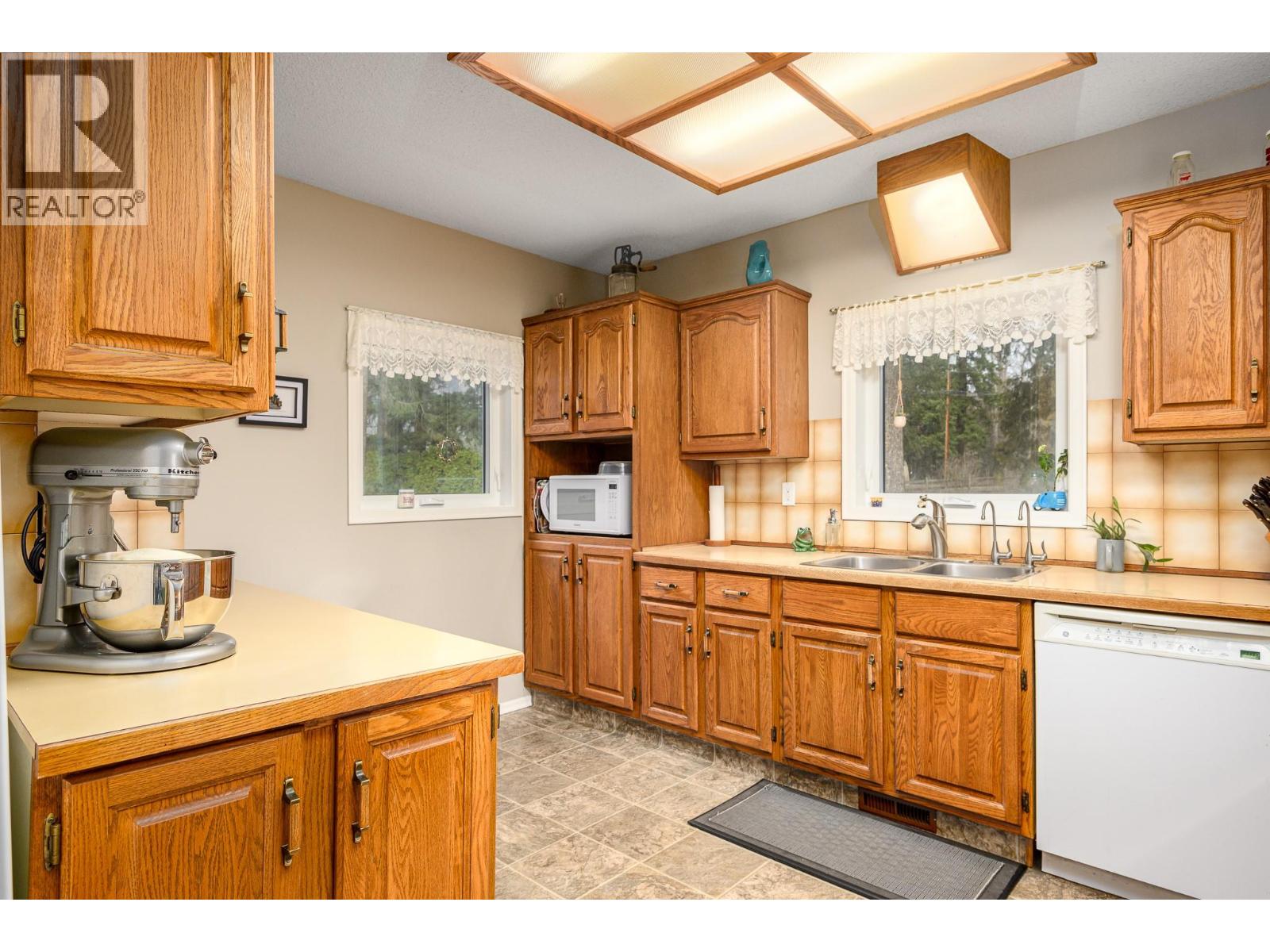 487 Mabel Lake Road, Lumby, British Columbia  V0E 2G5 - Photo 23 - 10374927
