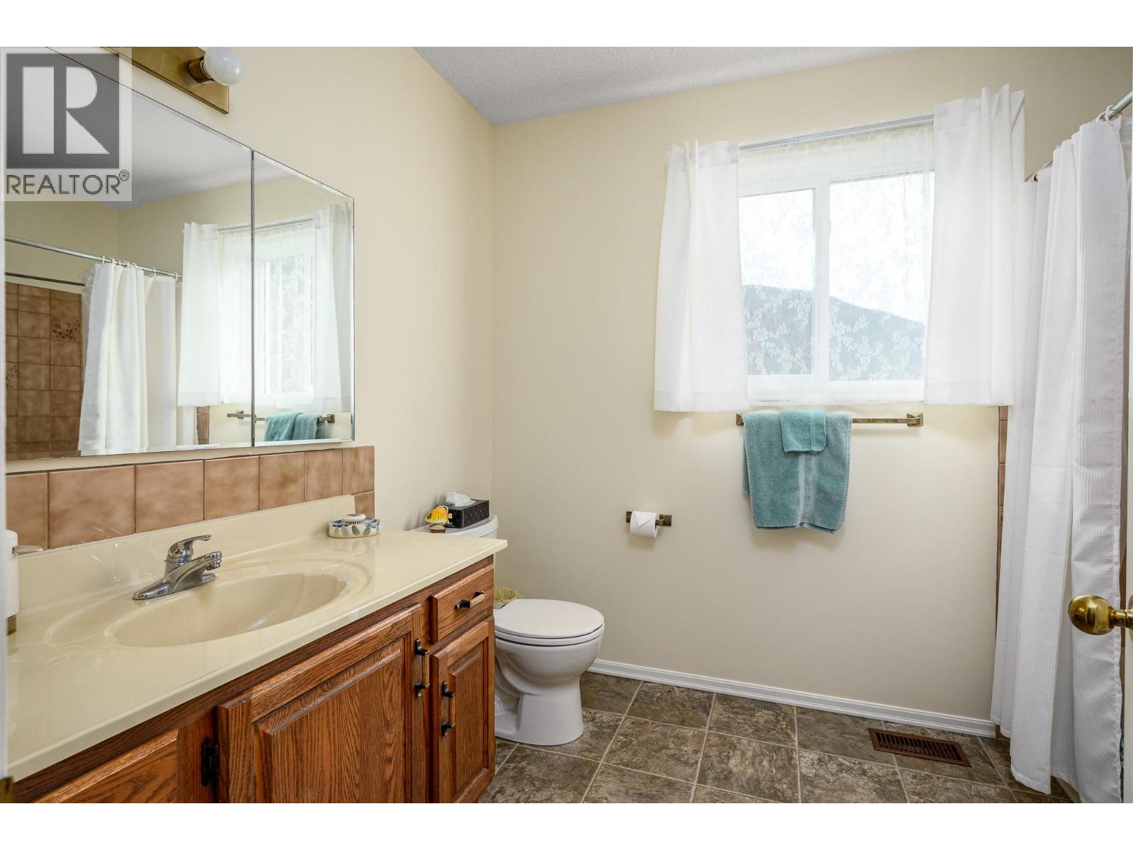 487 Mabel Lake Road, Lumby, British Columbia  V0E 2G5 - Photo 32 - 10374927