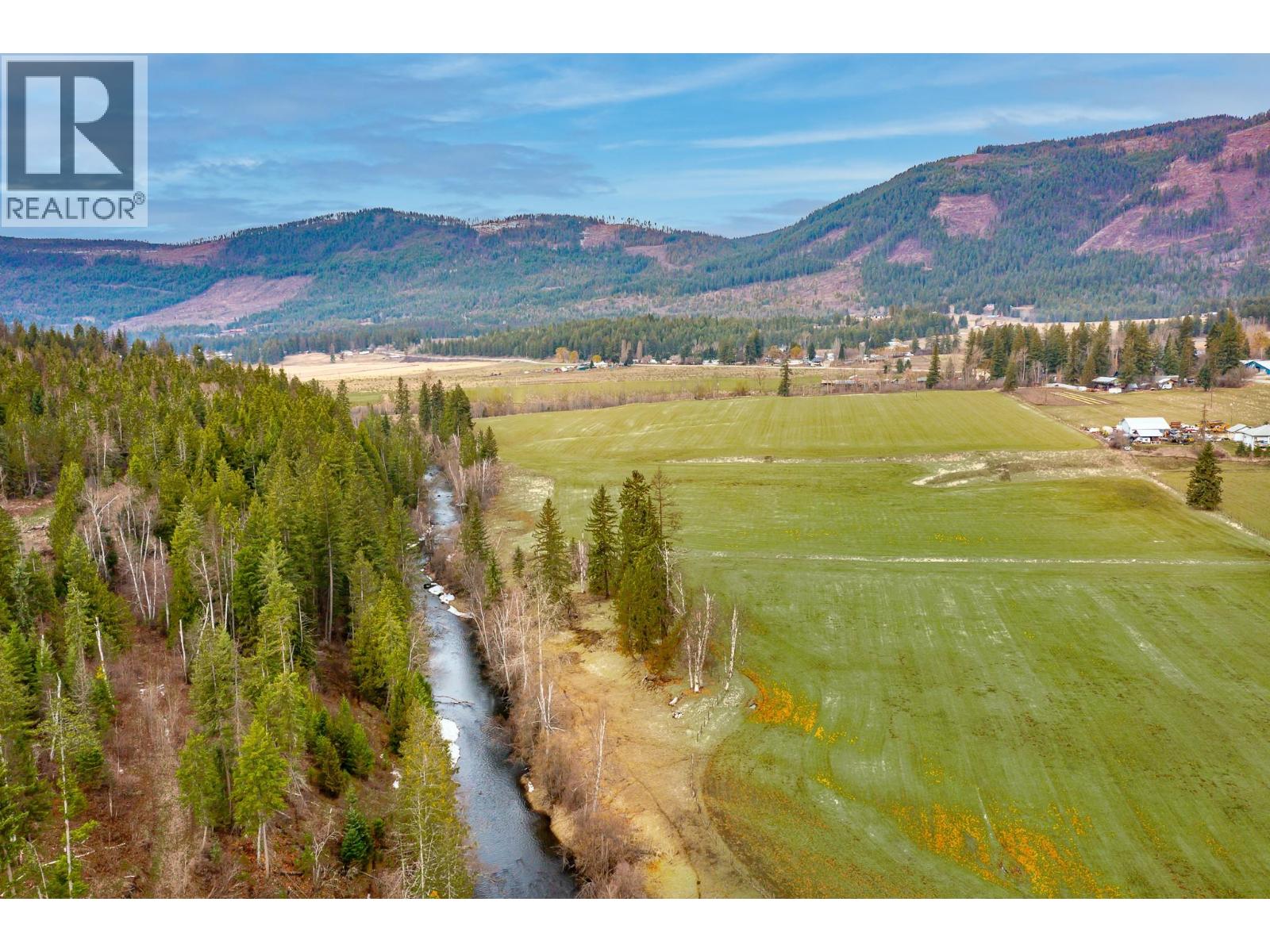 487 Mabel Lake Road, Lumby, British Columbia  V0E 2G5 - Photo 9 - 10374927