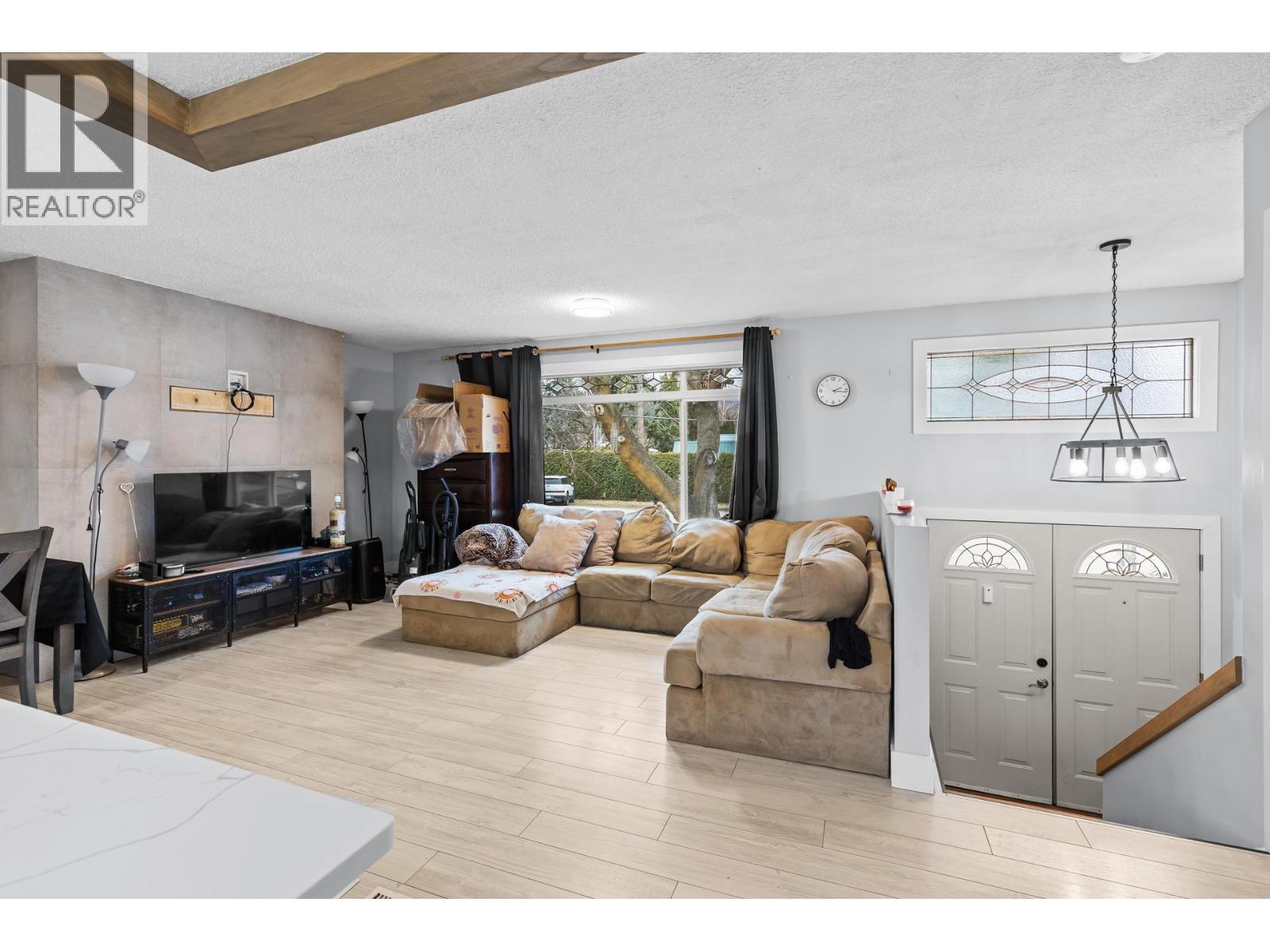 714 Young Road, Kelowna, British Columbia  V1W 1A8 - Photo 5 - 10370506