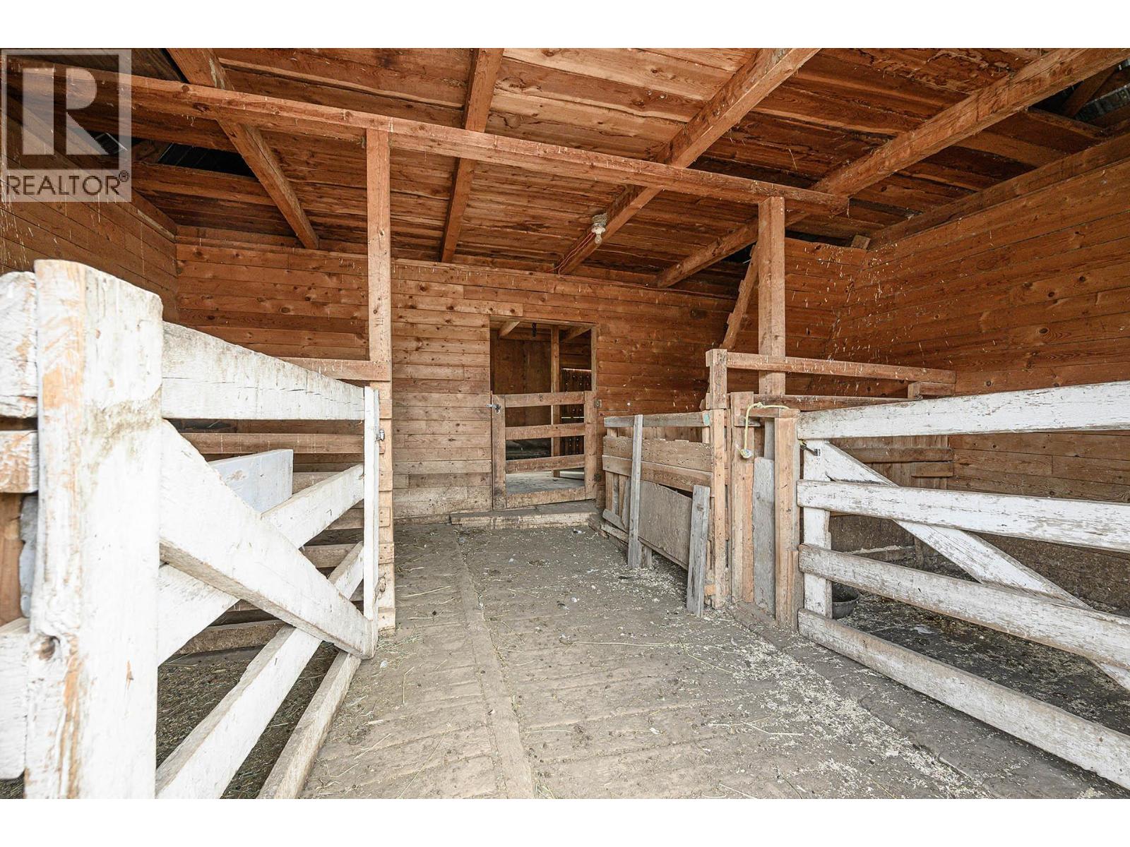 7480 West Subdivision Road, Clinton, British Columbia  V0K 1K0 - Photo 32 - 10375241