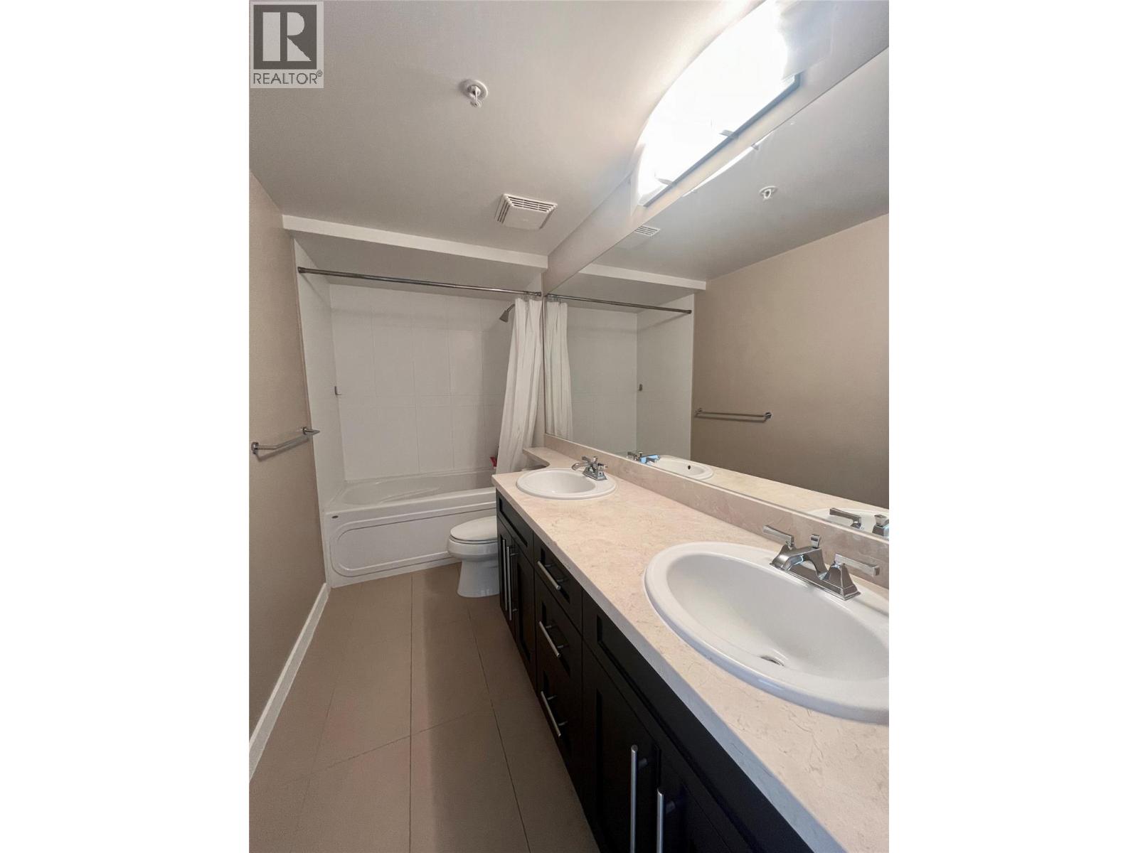 1075 Sunset Drive Unit# 1803, Kelowna, British Columbia  V1Y 9Y9 - Photo 12 - 10375191