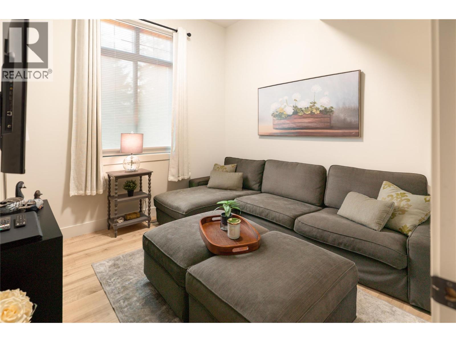 2053 Long Street, Kelowna, British Columbia  V1Y 1L3 - Photo 36 - 10373676