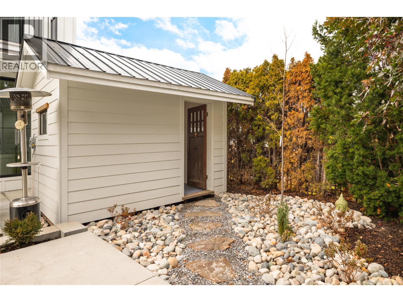 2053 Long Street, Kelowna, British Columbia  V1Y 1L3 - Photo 45 - 10373676