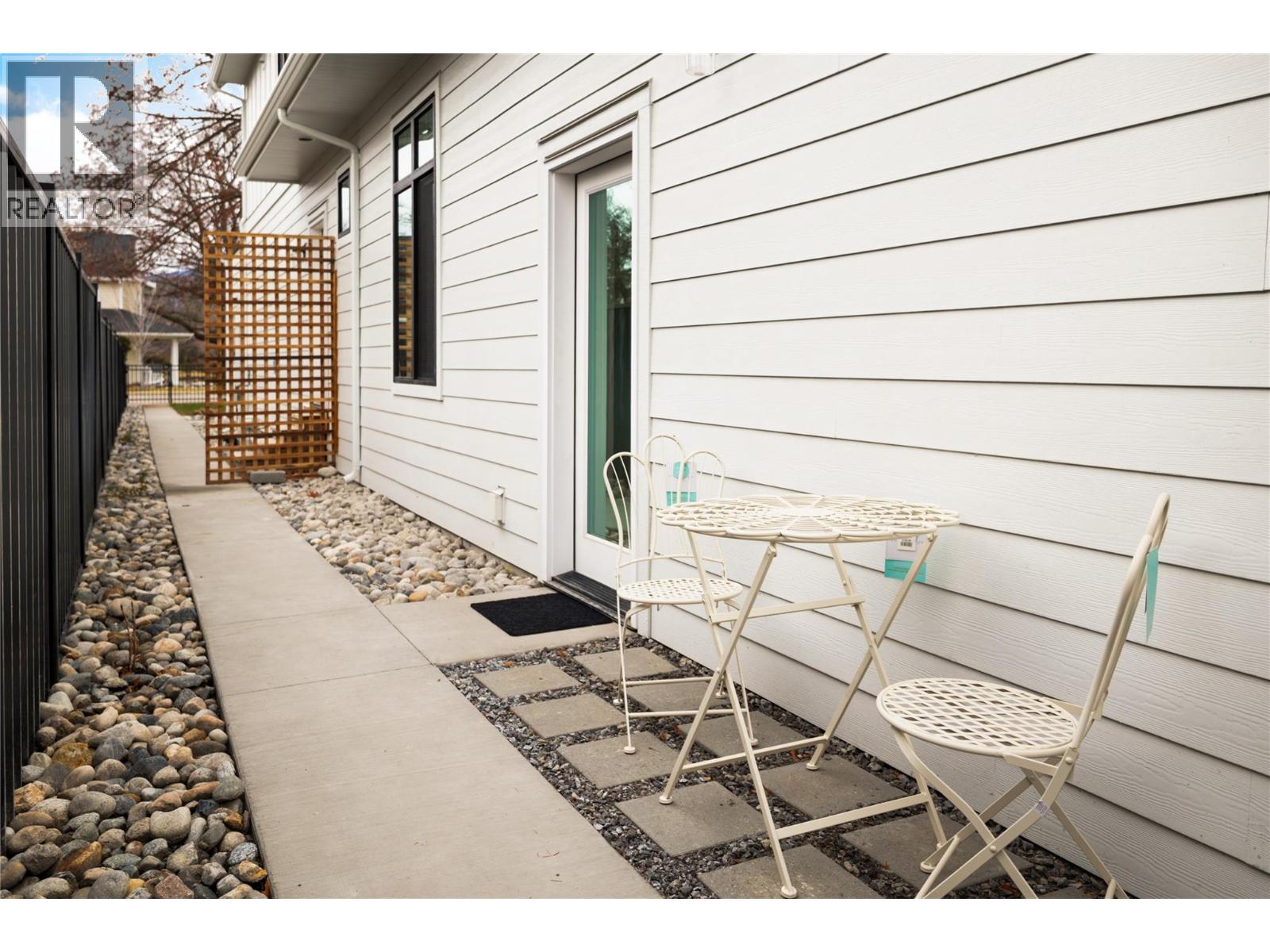 2053 Long Street, Kelowna, British Columbia  V1Y 1L3 - Photo 55 - 10373676