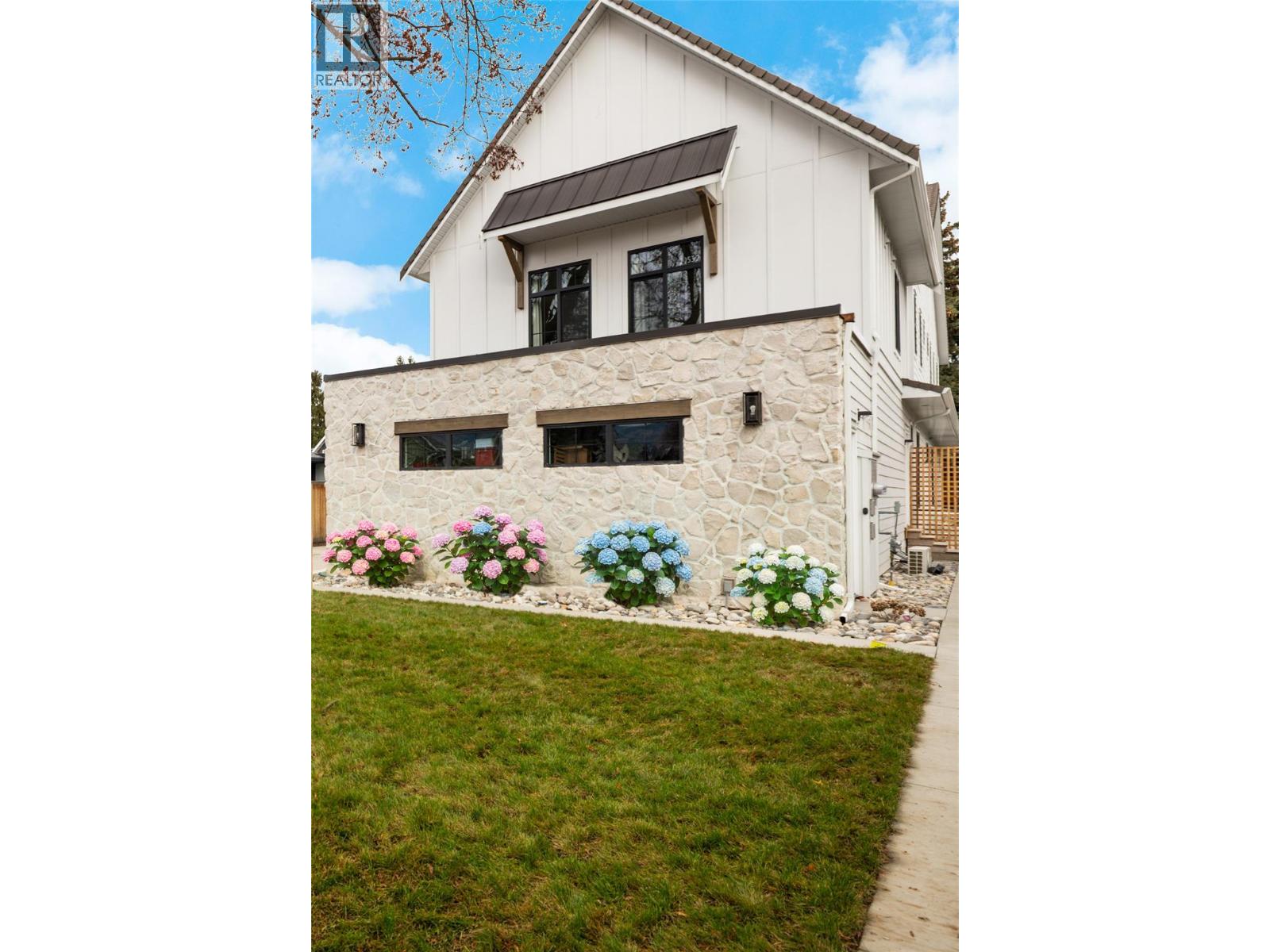 2053 Long Street, Kelowna, British Columbia  V1Y 1L3 - Photo 57 - 10373676