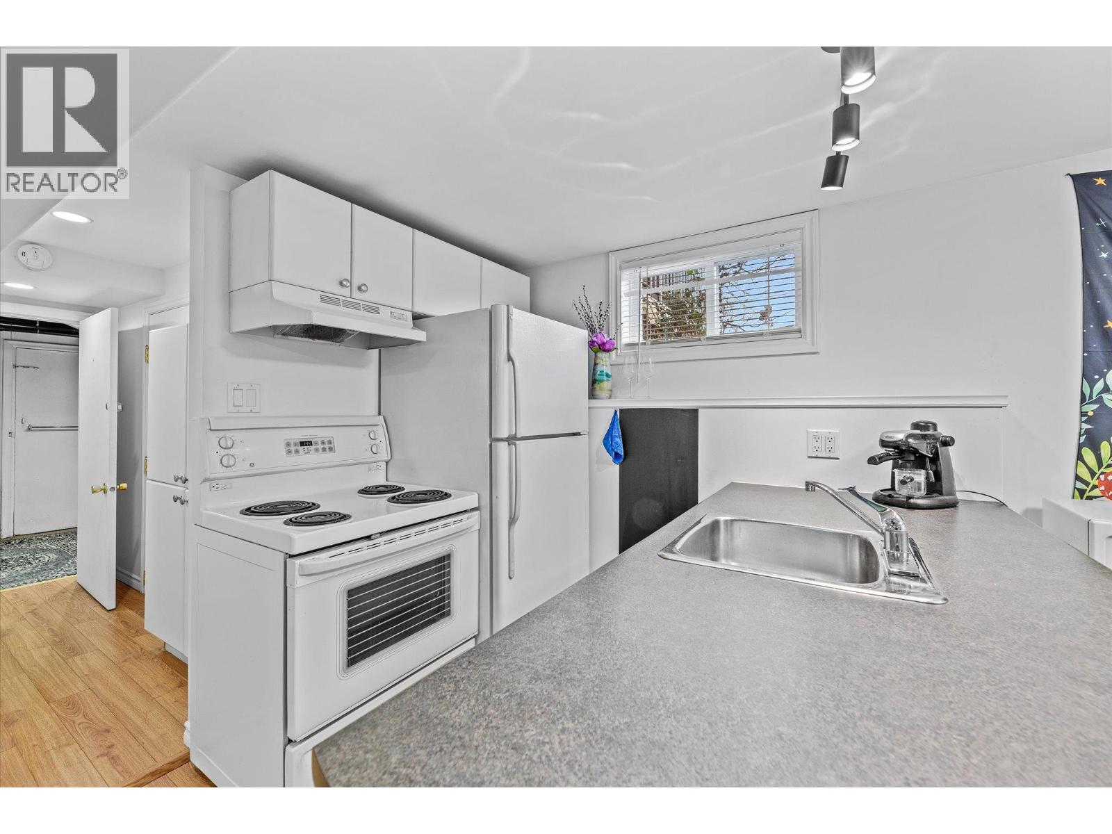 13614 Spencer Avenue, Summerland, British Columbia  V0H 1Z0 - Photo 24 - 10374688