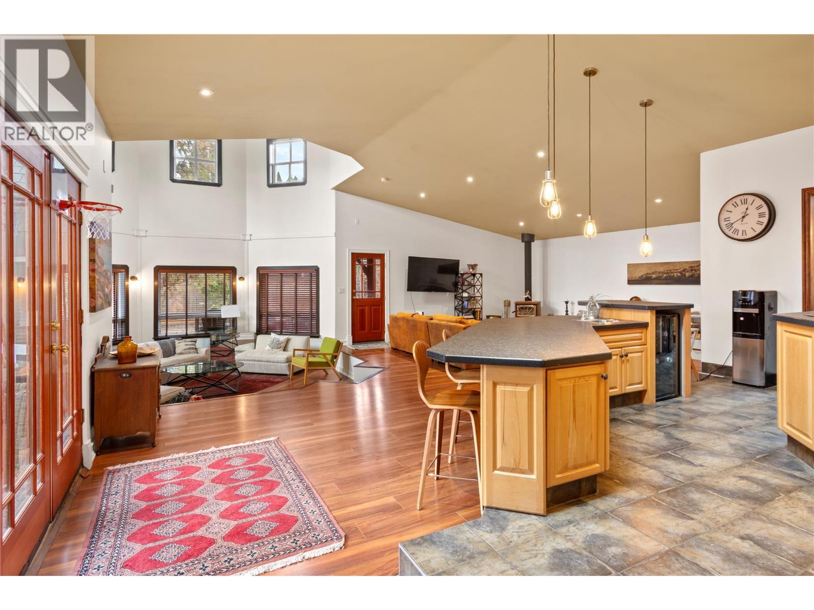 335 Middle Bench Road, Penticton, British Columbia  V2A 8S8 - Photo 6 - 10374887