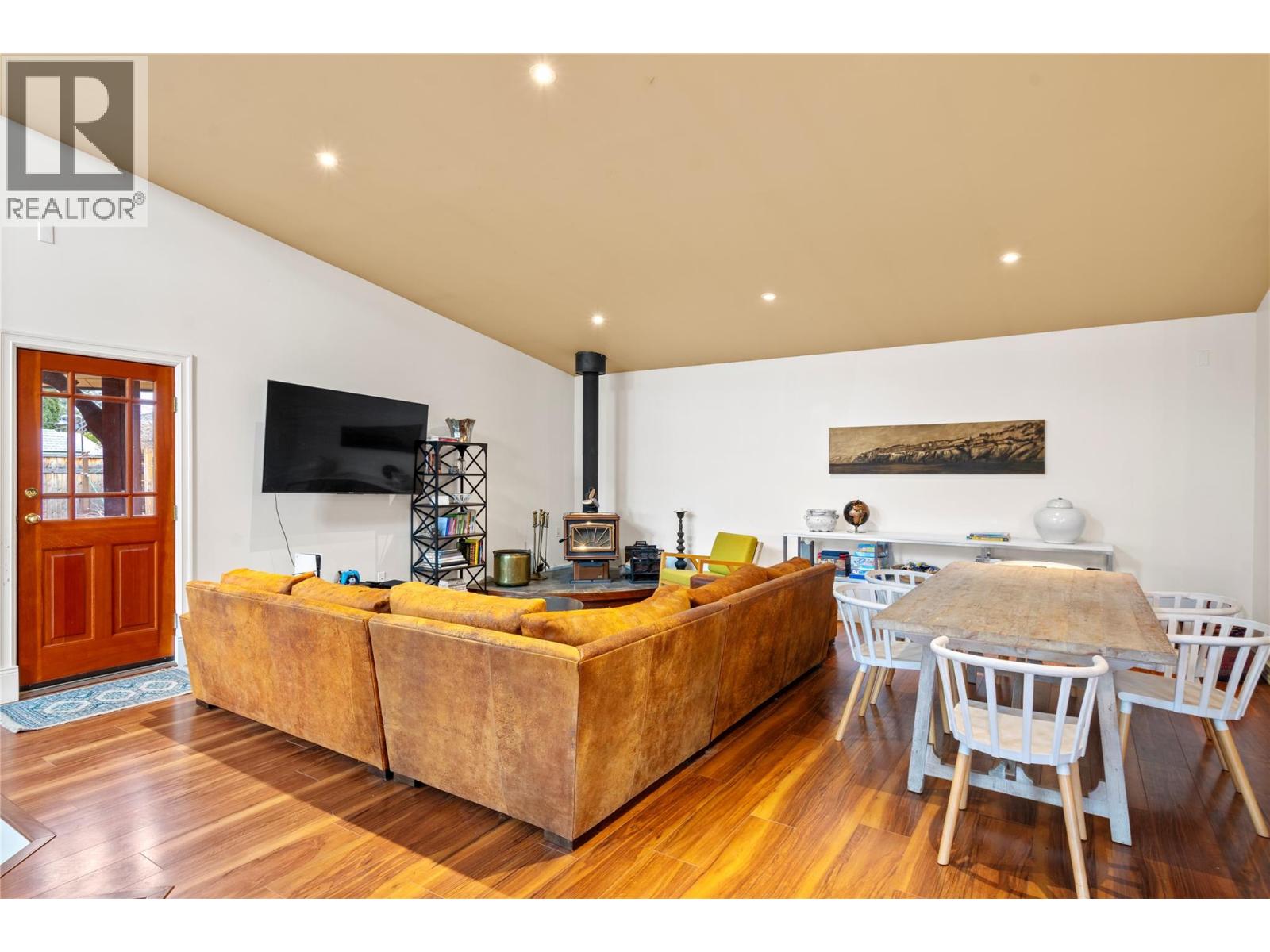 335 Middle Bench Road, Penticton, British Columbia  V2A 8S8 - Photo 7 - 10374887