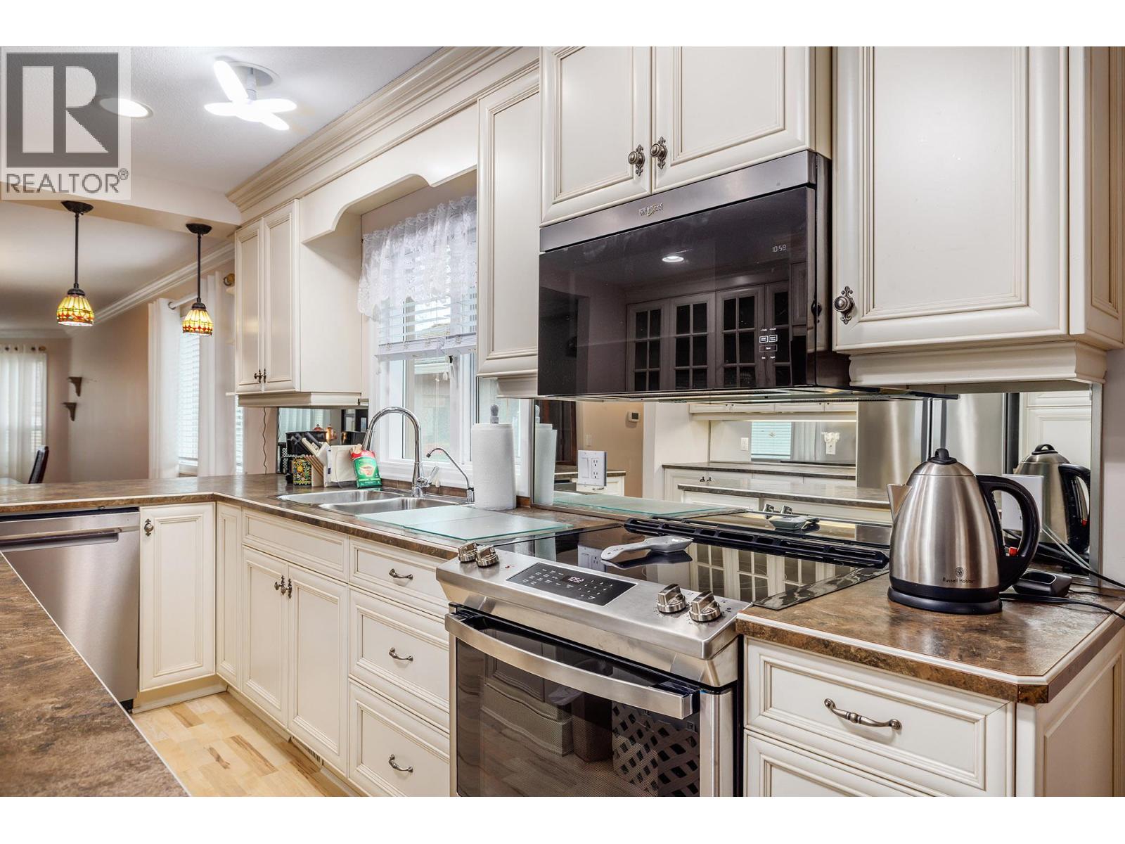 615 Glenmeadows Road Unit# 55, Kelowna, British Columbia  V1V 1N9 - Photo 10 - 10317216